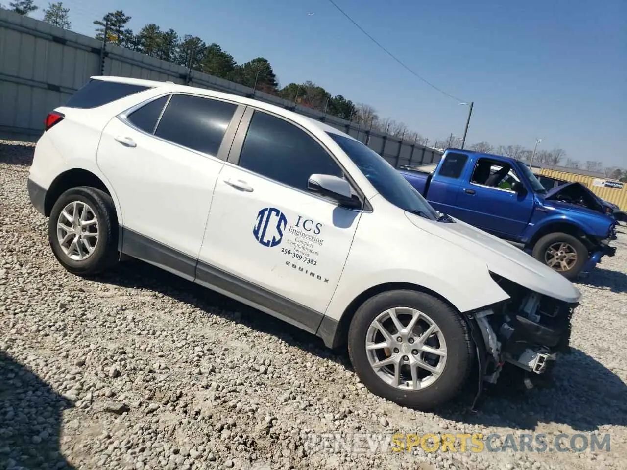 4 Photograph of a damaged car 3GNAXKEG6PS140114 CHEVROLET EQUINOX 2023