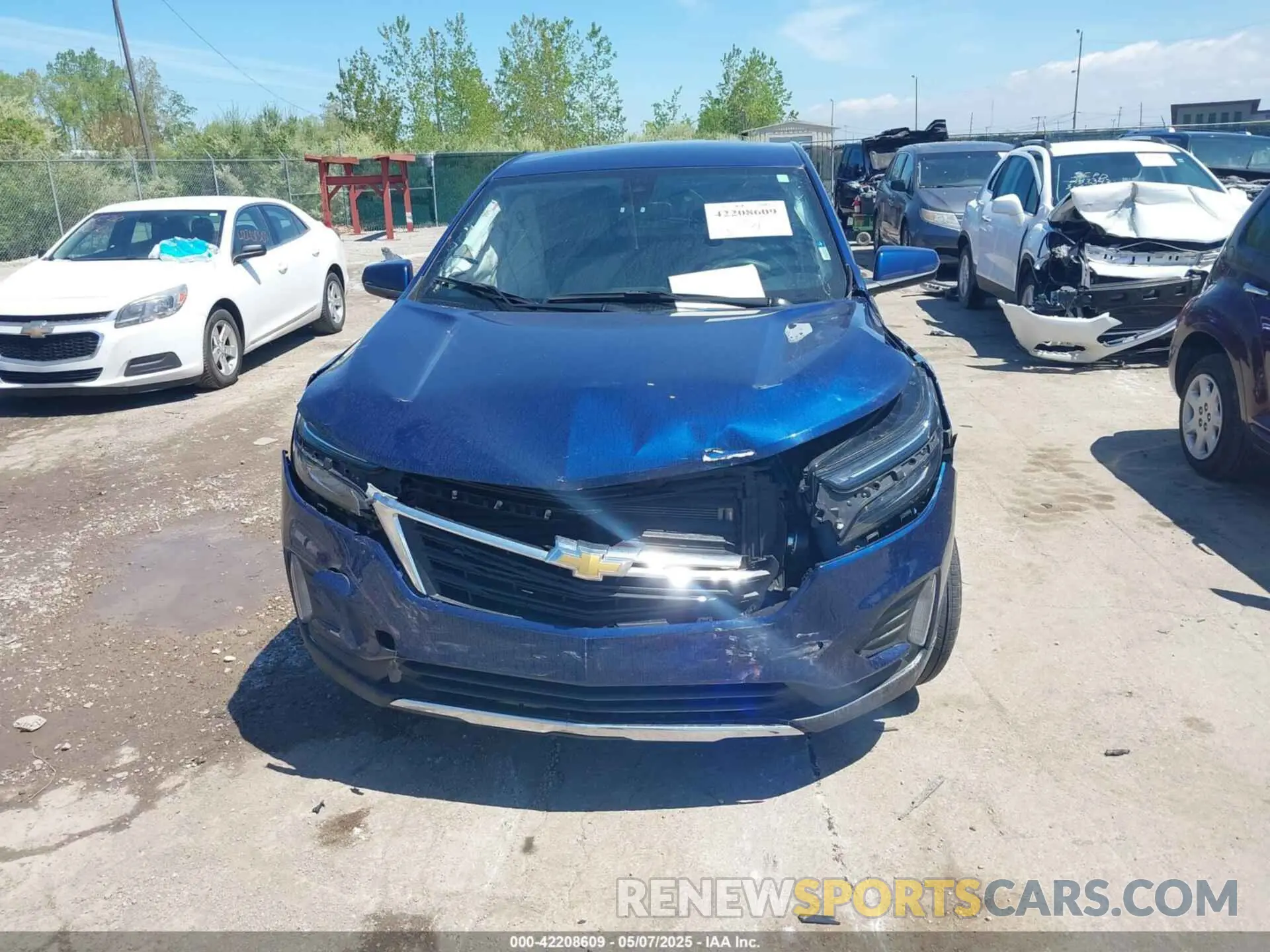 12 Photograph of a damaged car 3GNAXKEG7PL197318 CHEVROLET EQUINOX 2023