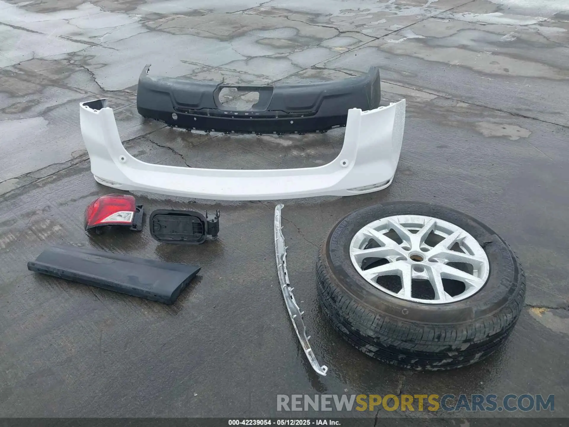 12 Photograph of a damaged car 3GNAXKEG7PS115903 CHEVROLET EQUINOX 2023