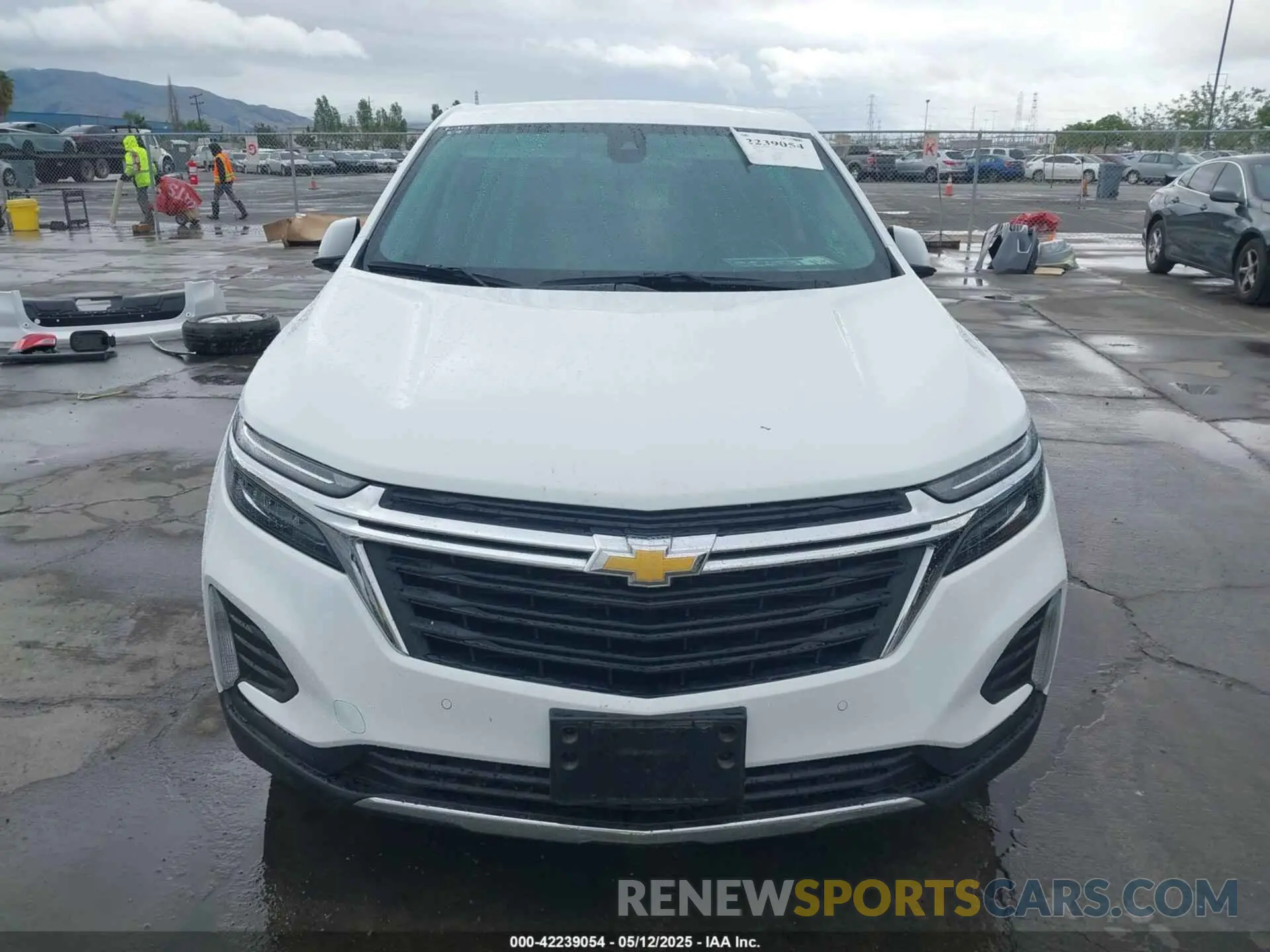 13 Photograph of a damaged car 3GNAXKEG7PS115903 CHEVROLET EQUINOX 2023