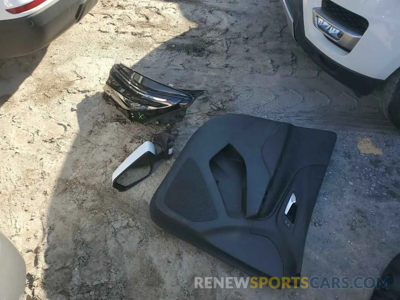 10 Photograph of a damaged car 3GNAXKEG7PS146214 CHEVROLET EQUINOX 2023