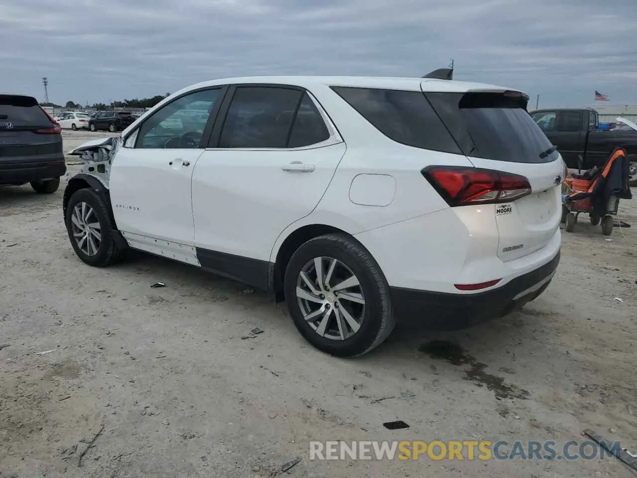 2 Photograph of a damaged car 3GNAXKEG7PS146214 CHEVROLET EQUINOX 2023