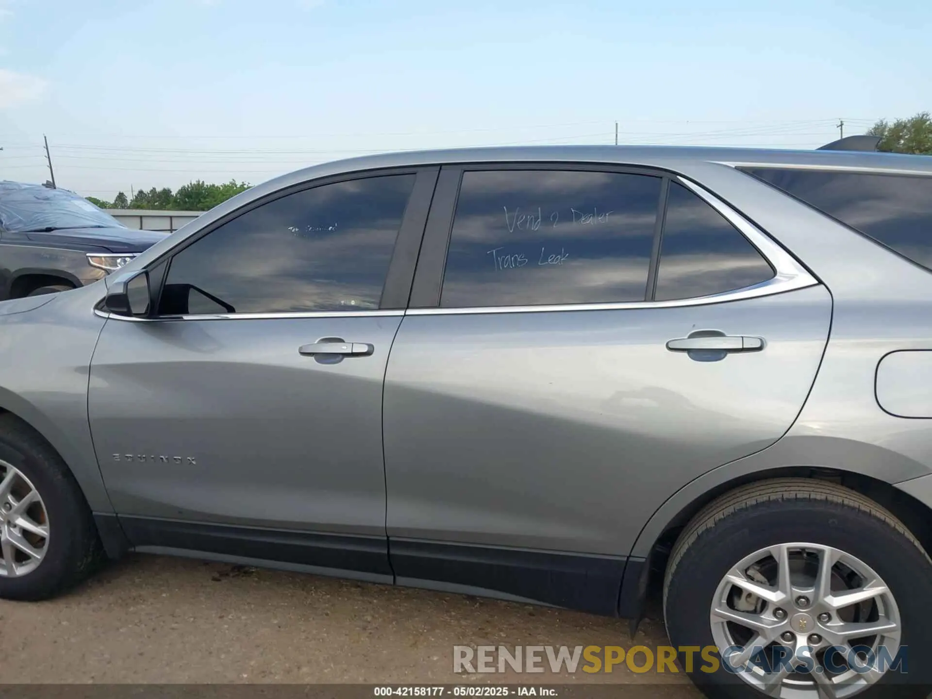 14 Photograph of a damaged car 3GNAXKEG7PS213930 CHEVROLET EQUINOX 2023