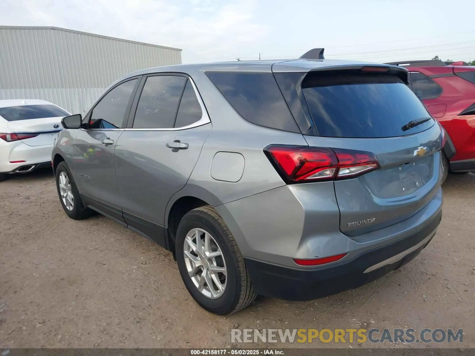 3 Photograph of a damaged car 3GNAXKEG7PS213930 CHEVROLET EQUINOX 2023