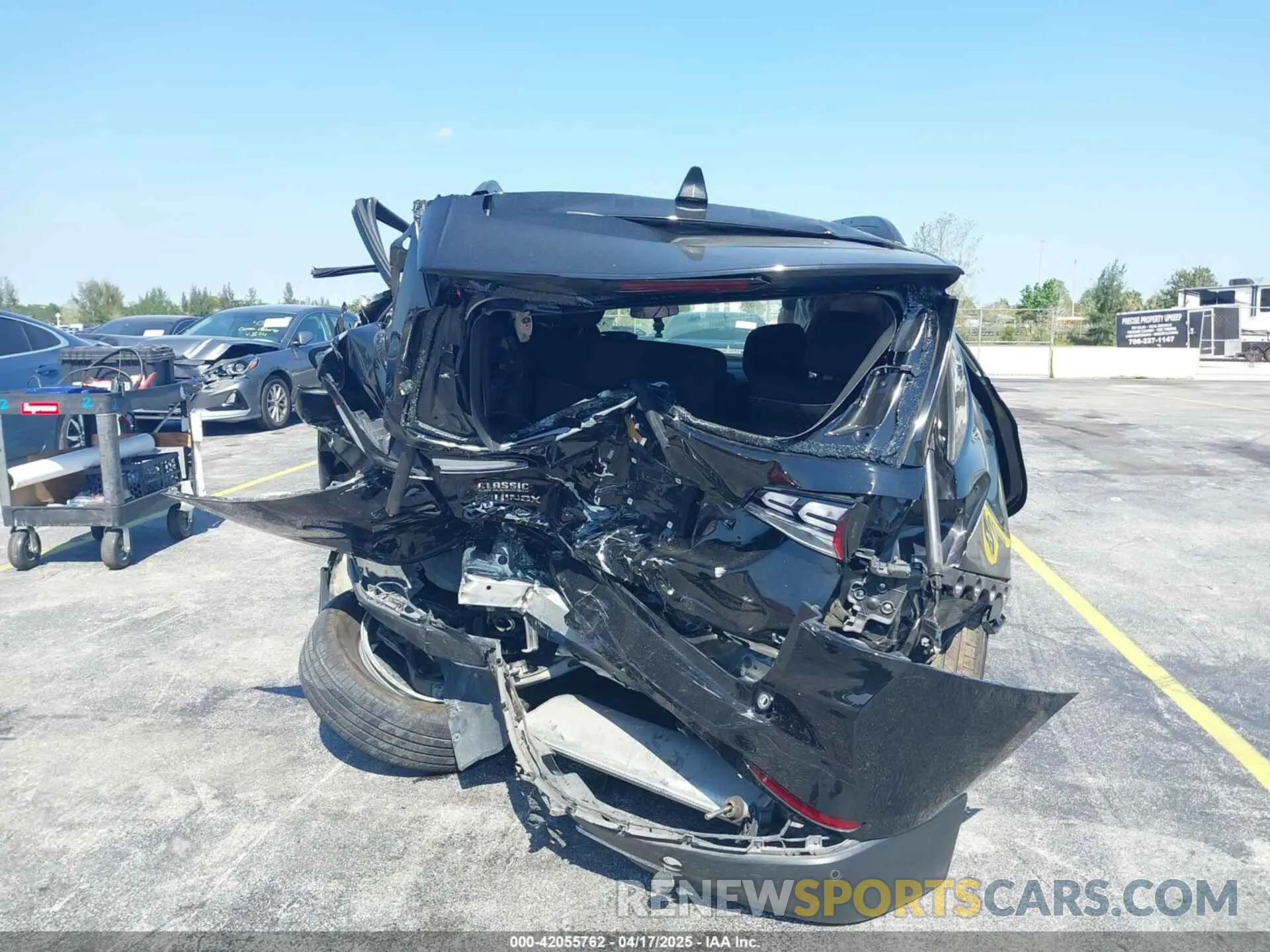 15 Photograph of a damaged car 3GNAXKEG8PL122837 CHEVROLET EQUINOX 2023