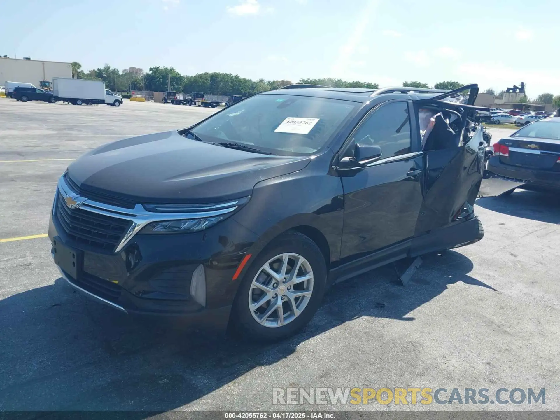 2 Photograph of a damaged car 3GNAXKEG8PL122837 CHEVROLET EQUINOX 2023