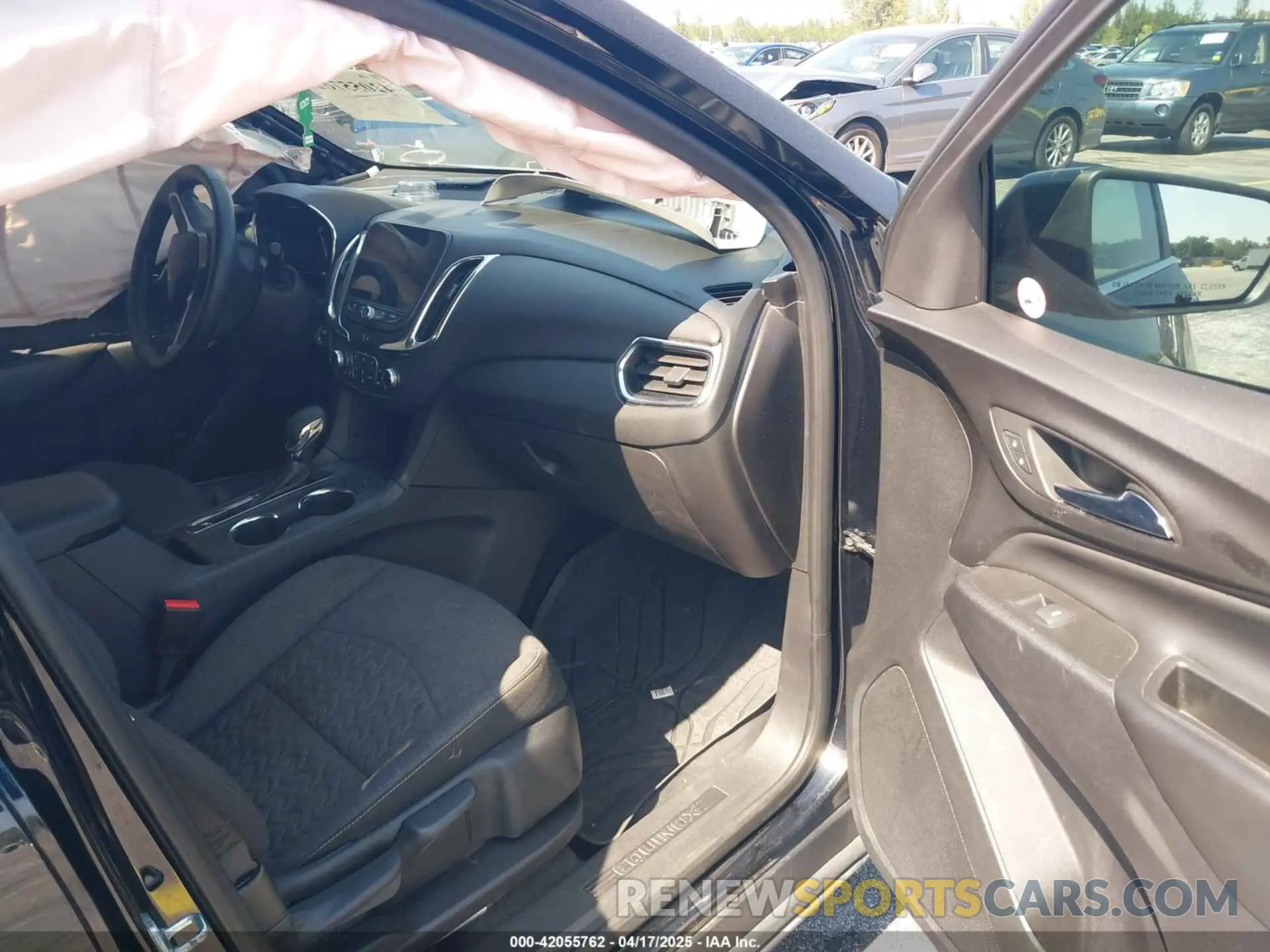 5 Photograph of a damaged car 3GNAXKEG8PL122837 CHEVROLET EQUINOX 2023