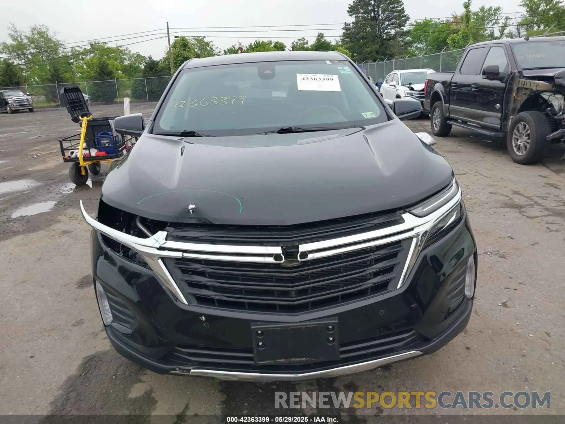 12 Photograph of a damaged car 3GNAXKEG8PL234974 CHEVROLET EQUINOX 2023