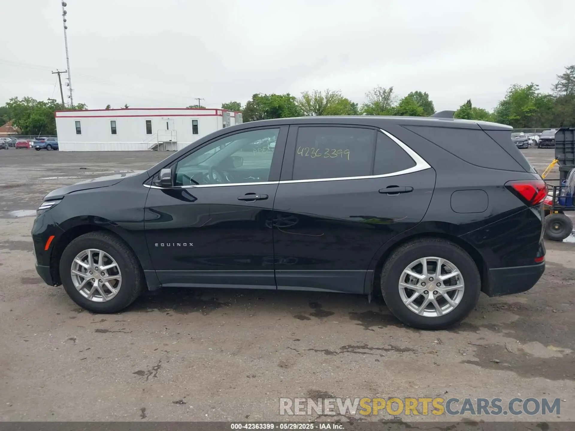 14 Photograph of a damaged car 3GNAXKEG8PL234974 CHEVROLET EQUINOX 2023