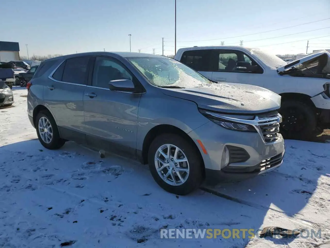4 Photograph of a damaged car 3GNAXKEG8PS123623 CHEVROLET EQUINOX 2023