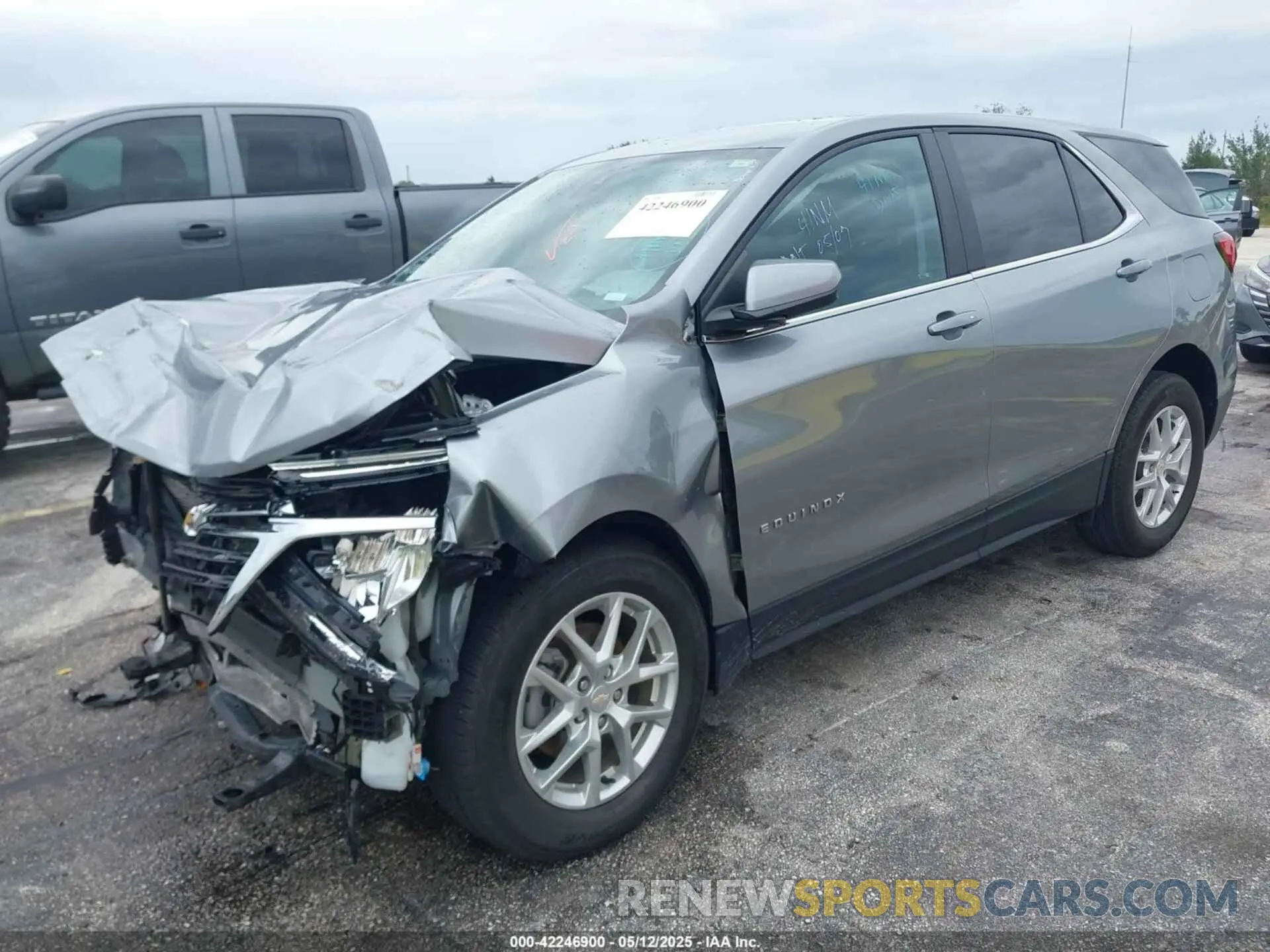 2 Photograph of a damaged car 3GNAXKEG8PS167184 CHEVROLET EQUINOX 2023