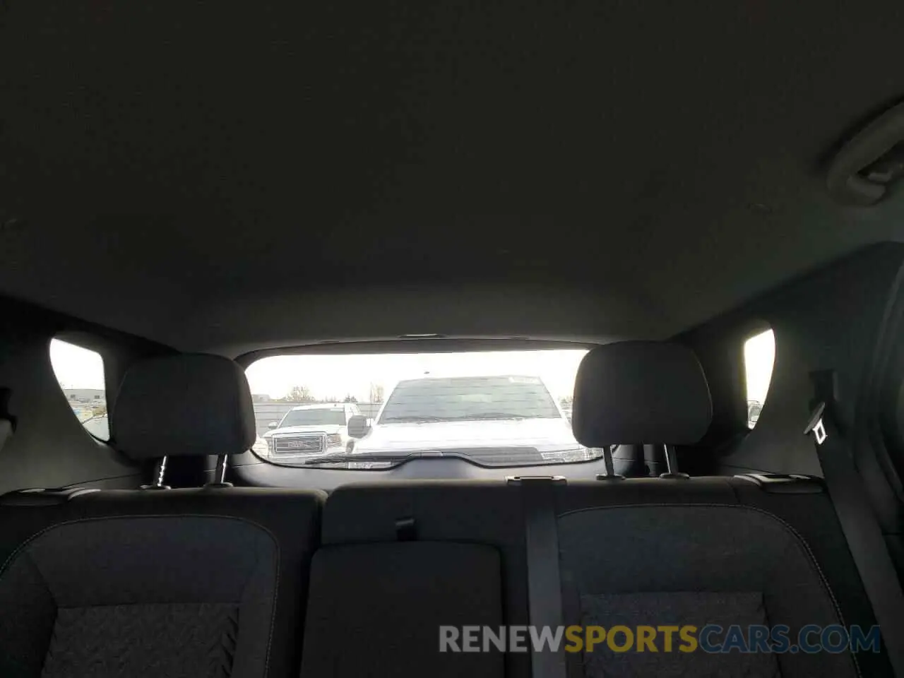 10 Photograph of a damaged car 3GNAXKEG9PL193142 CHEVROLET EQUINOX 2023