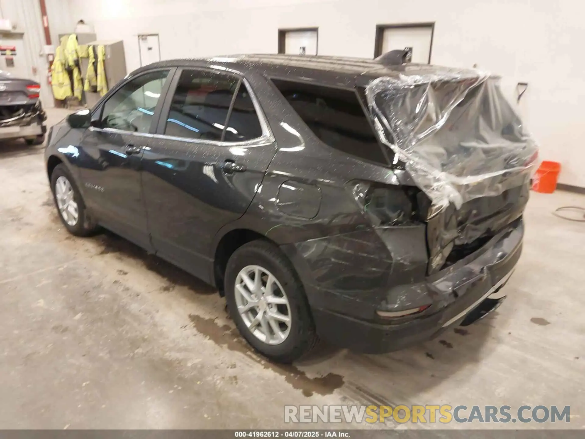 3 Photograph of a damaged car 3GNAXKEG9PS141371 CHEVROLET EQUINOX 2023