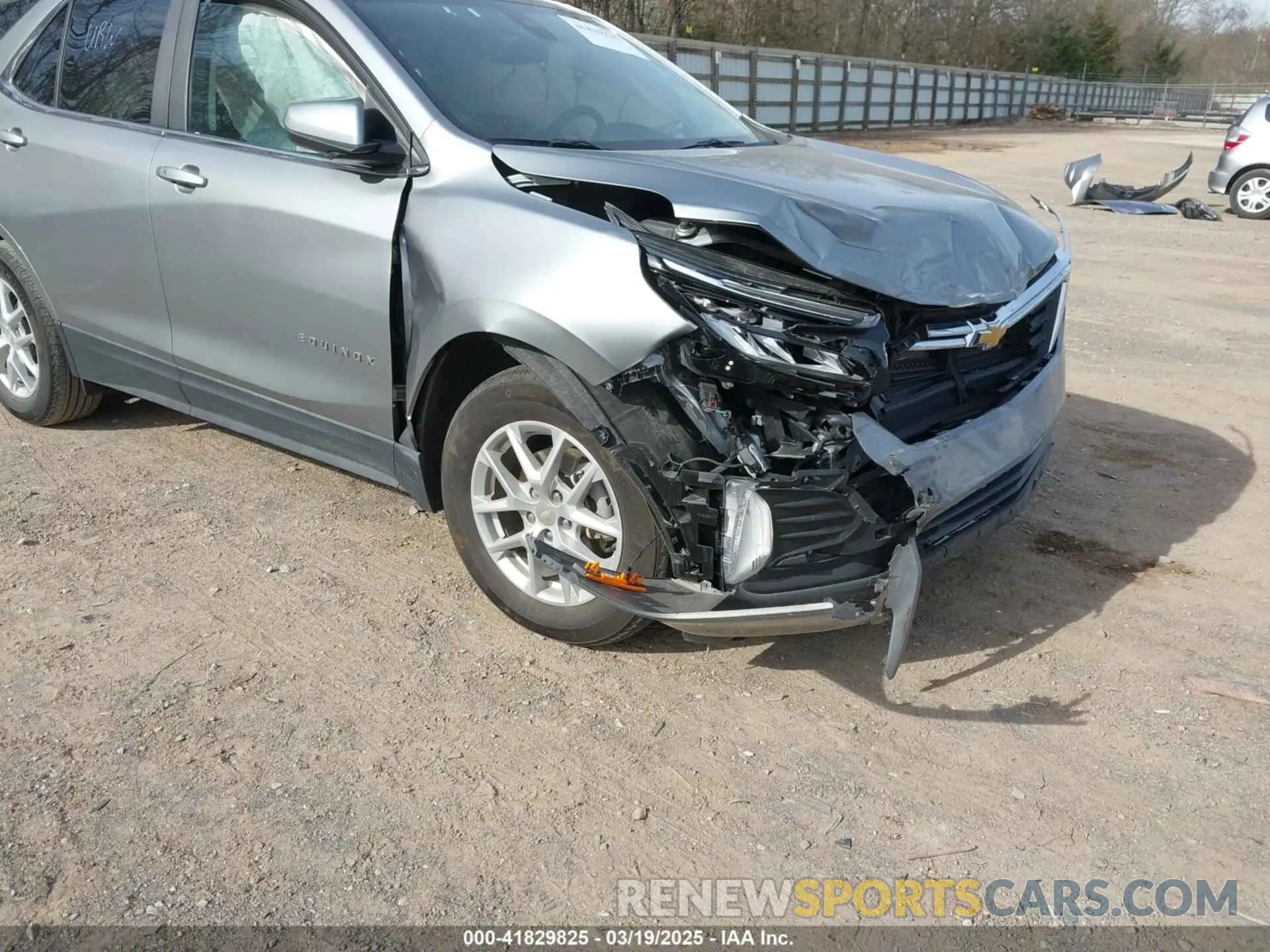 17 Photograph of a damaged car 3GNAXKEG9PS176041 CHEVROLET EQUINOX 2023