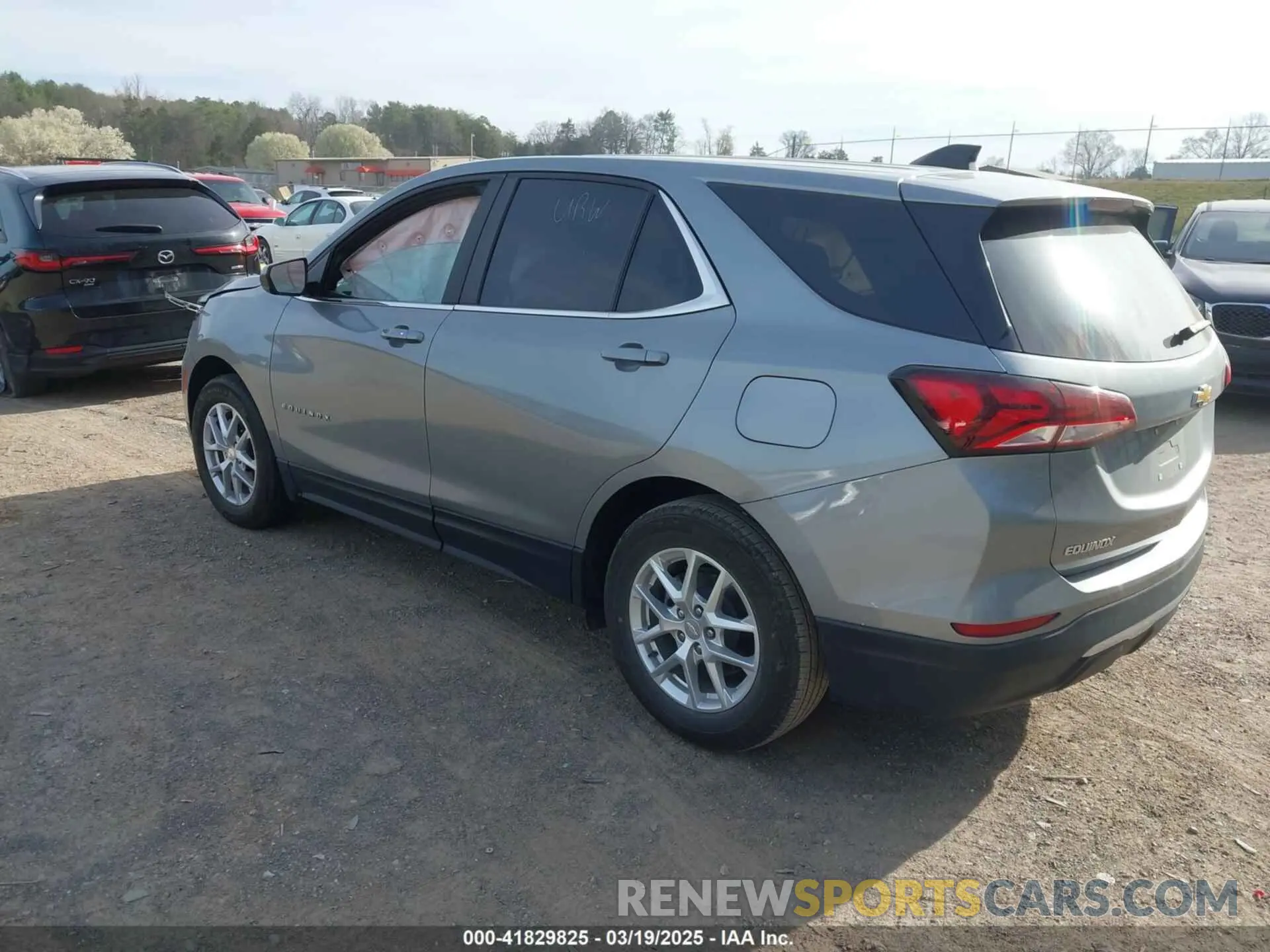 3 Photograph of a damaged car 3GNAXKEG9PS176041 CHEVROLET EQUINOX 2023