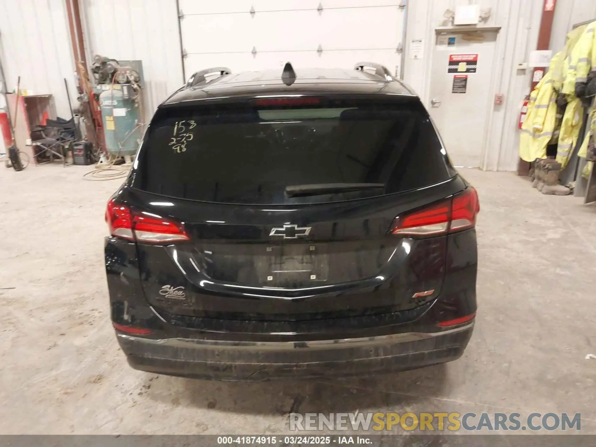 16 Photograph of a damaged car 3GNAXMEG1PL236903 CHEVROLET EQUINOX 2023
