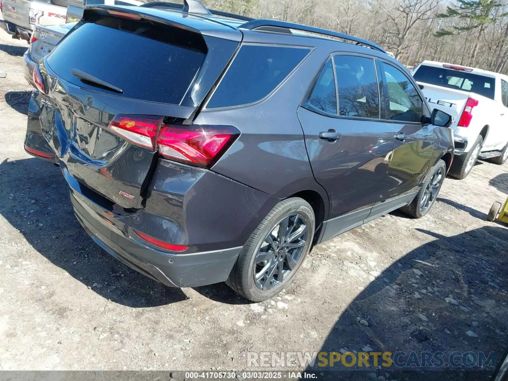 4 Photograph of a damaged car 3GNAXMEG1PS111616 CHEVROLET EQUINOX 2023