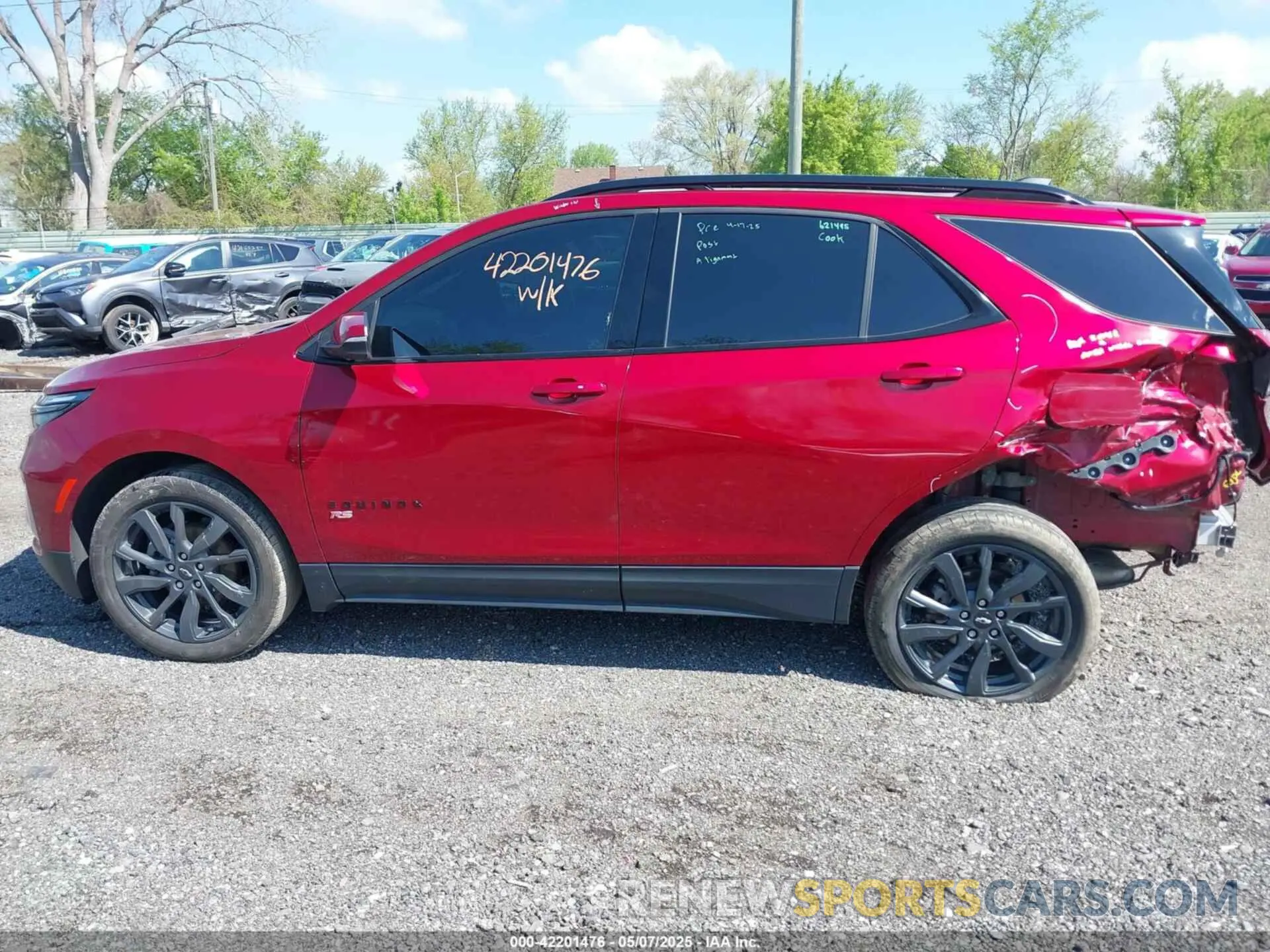 14 Photograph of a damaged car 3GNAXMEG1PS132644 CHEVROLET EQUINOX 2023