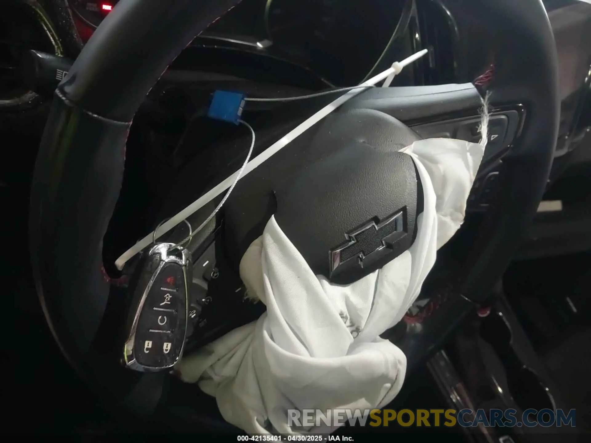 11 Photograph of a damaged car 3GNAXMEG5PS135773 CHEVROLET EQUINOX 2023