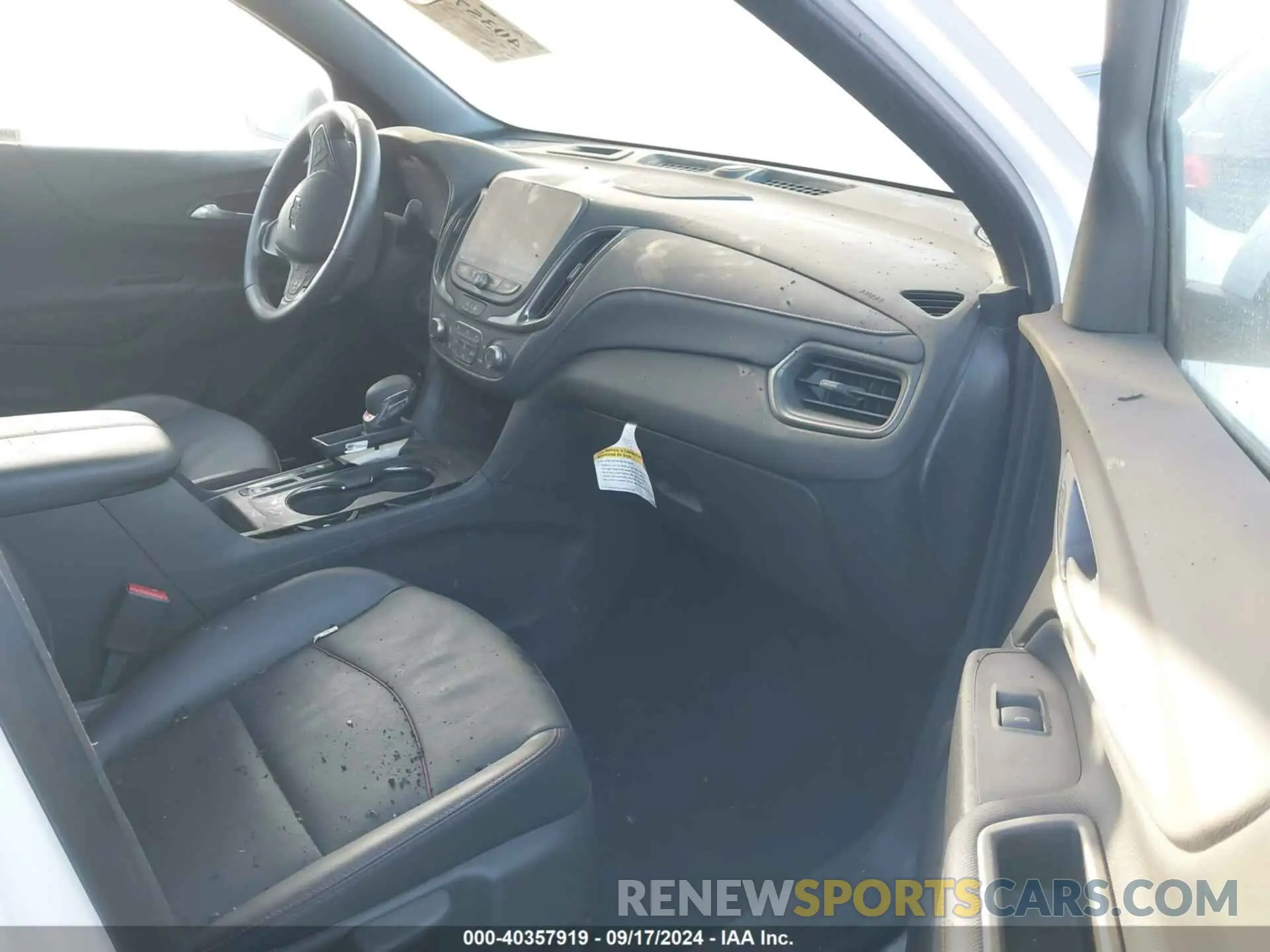 5 Photograph of a damaged car 3GNAXMEG5PS145669 CHEVROLET EQUINOX 2023