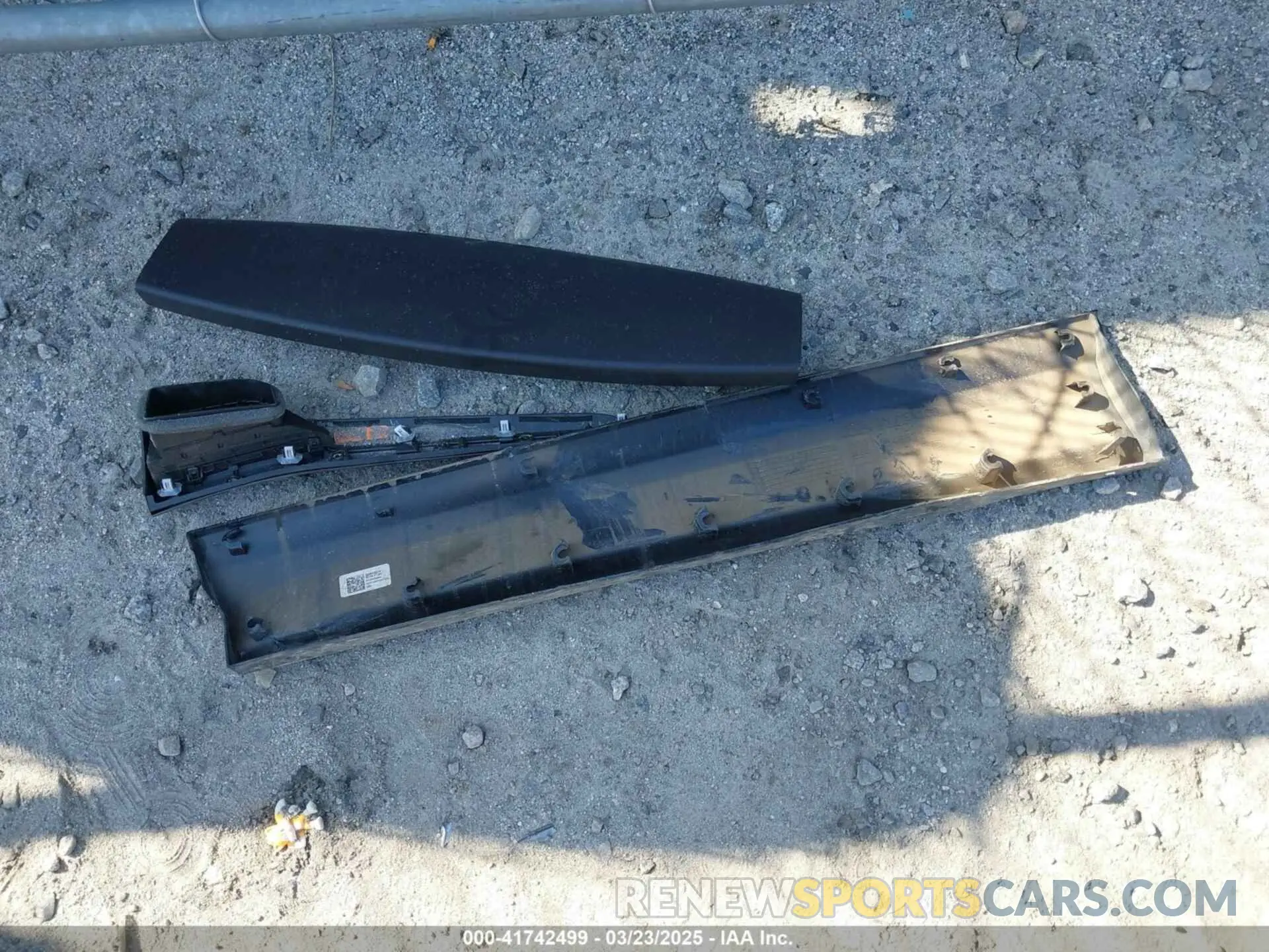 11 Photograph of a damaged car 3GNAXMEG9PL149329 CHEVROLET EQUINOX 2023