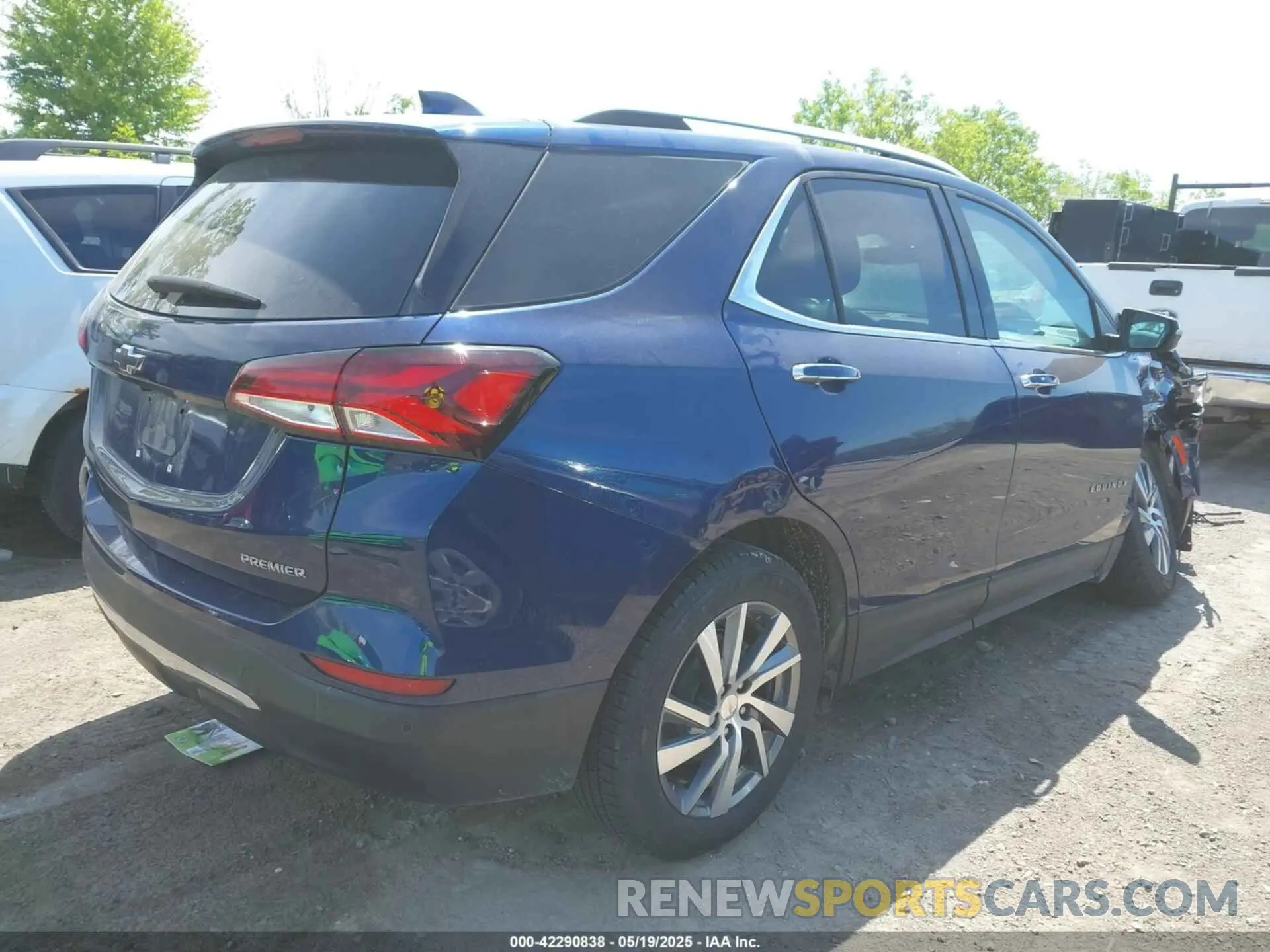 4 Photograph of a damaged car 3GNAXNEG1PL181195 CHEVROLET EQUINOX 2023