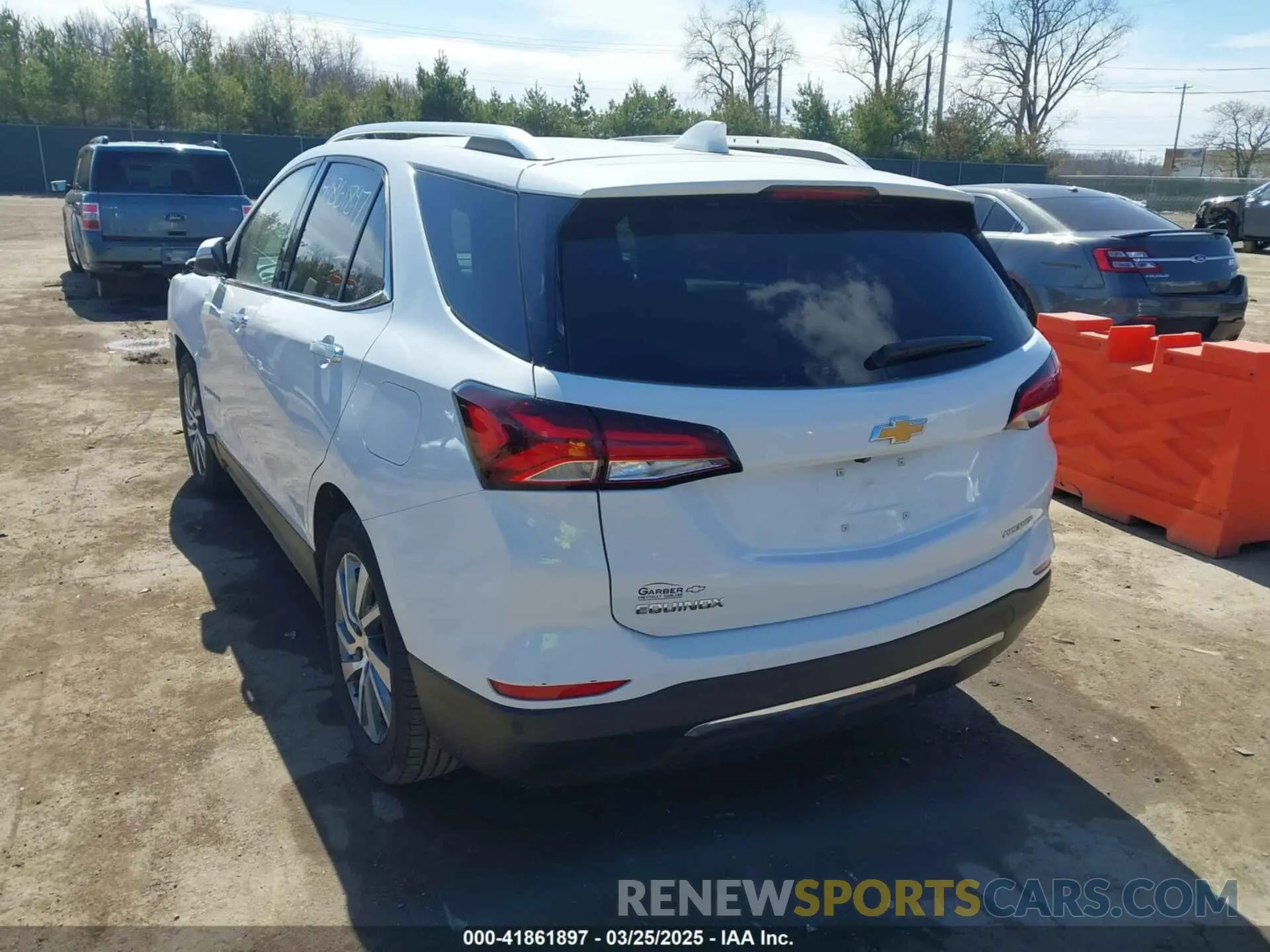 3 Photograph of a damaged car 3GNAXNEG5PL162584 CHEVROLET EQUINOX 2023