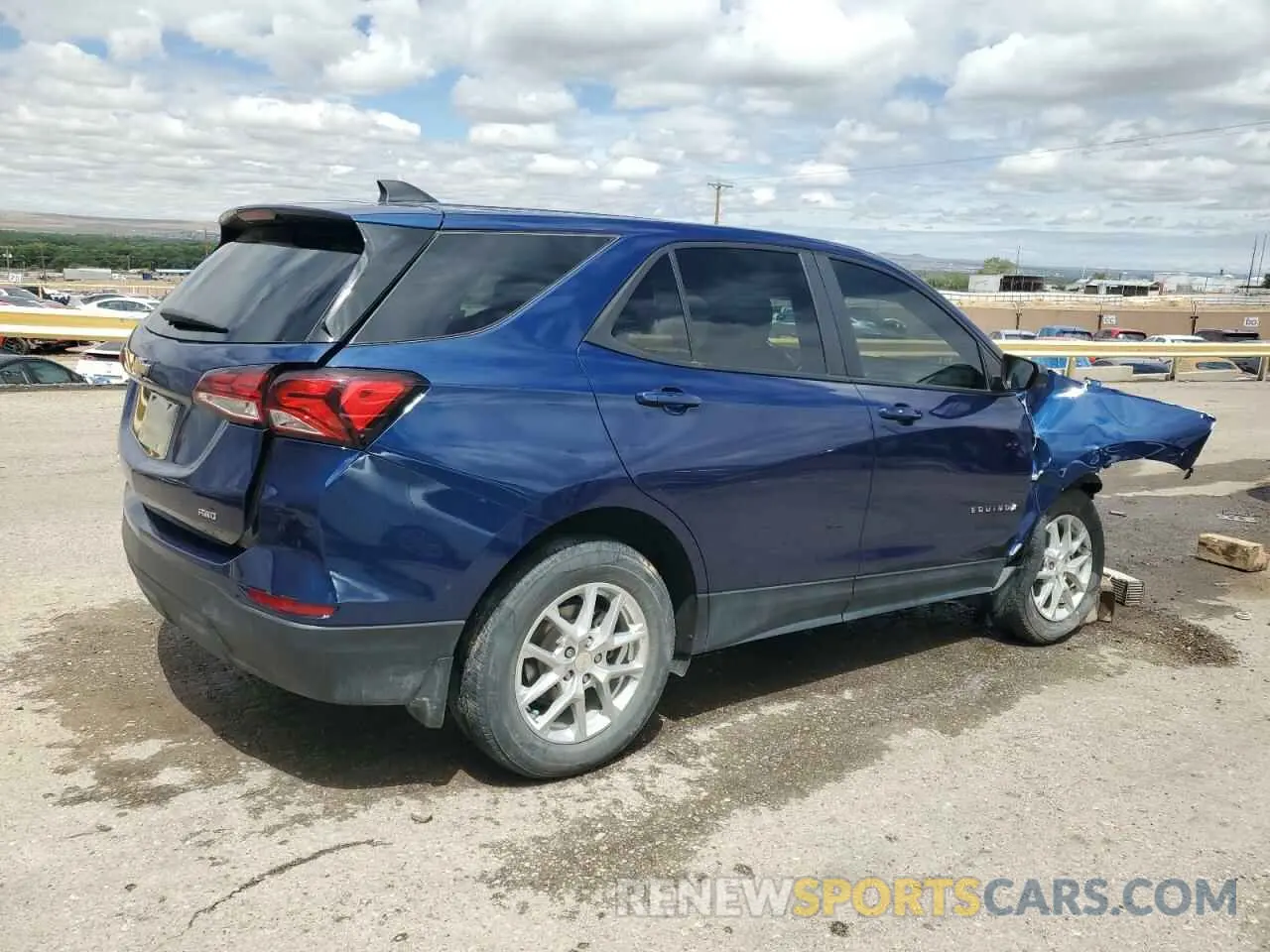 3 Photograph of a damaged car 3GNAXSEG1PL120606 CHEVROLET EQUINOX 2023