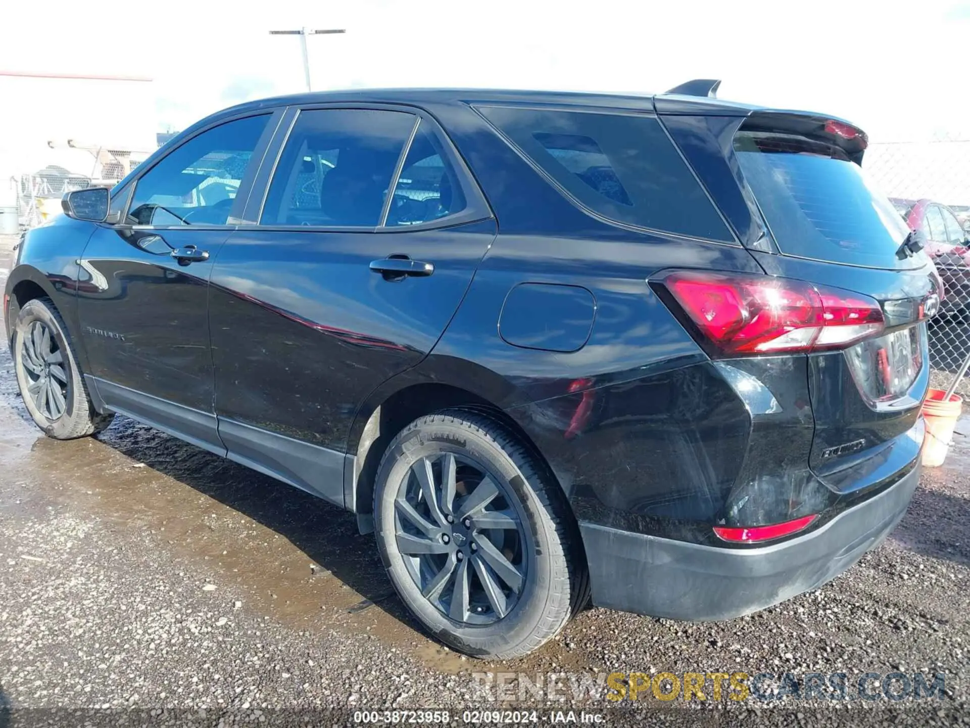 3 Photograph of a damaged car 3GNAXSEG5PL132869 CHEVROLET EQUINOX 2023