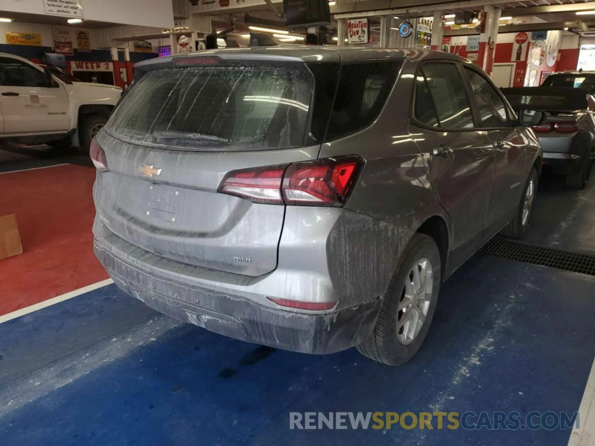 18 Photograph of a damaged car 3GNAXSEG7PL152668 CHEVROLET EQUINOX 2023