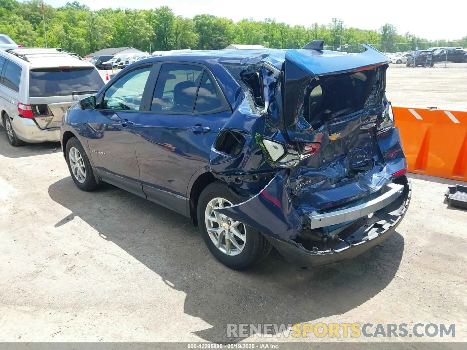 3 Photograph of a damaged car 3GNAXSEG8PL205328 CHEVROLET EQUINOX 2023