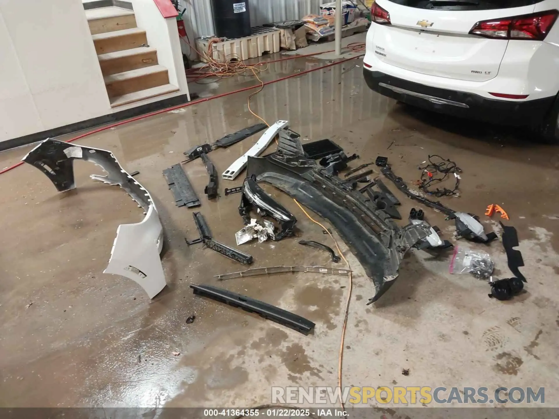 18 Photograph of a damaged car 3GNAXTEG0PL125902 CHEVROLET EQUINOX 2023