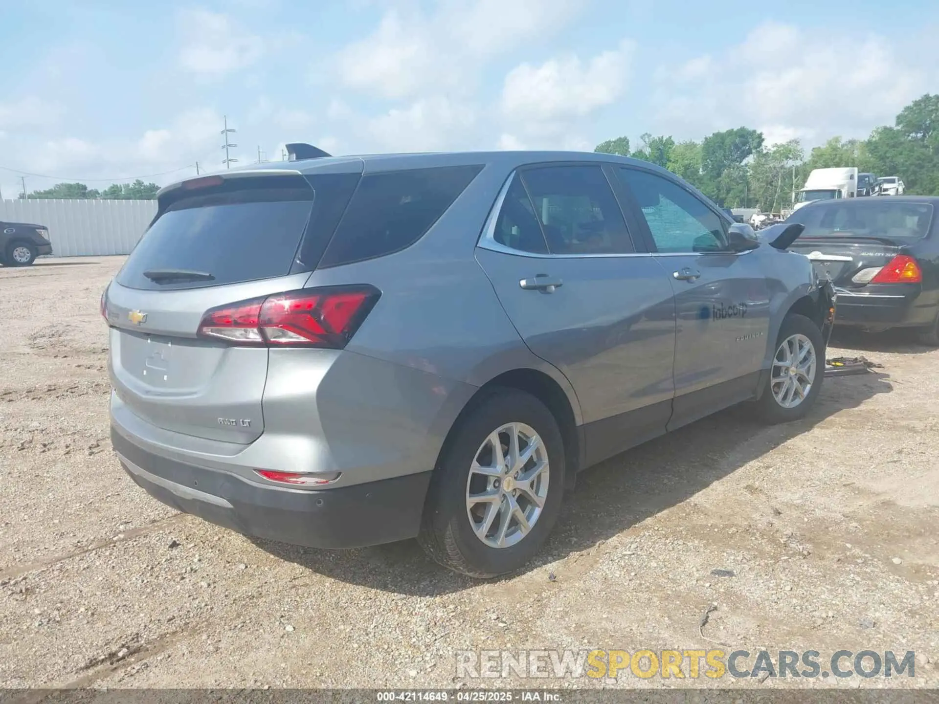 4 Photograph of a damaged car 3GNAXTEG0PL263942 CHEVROLET EQUINOX 2023