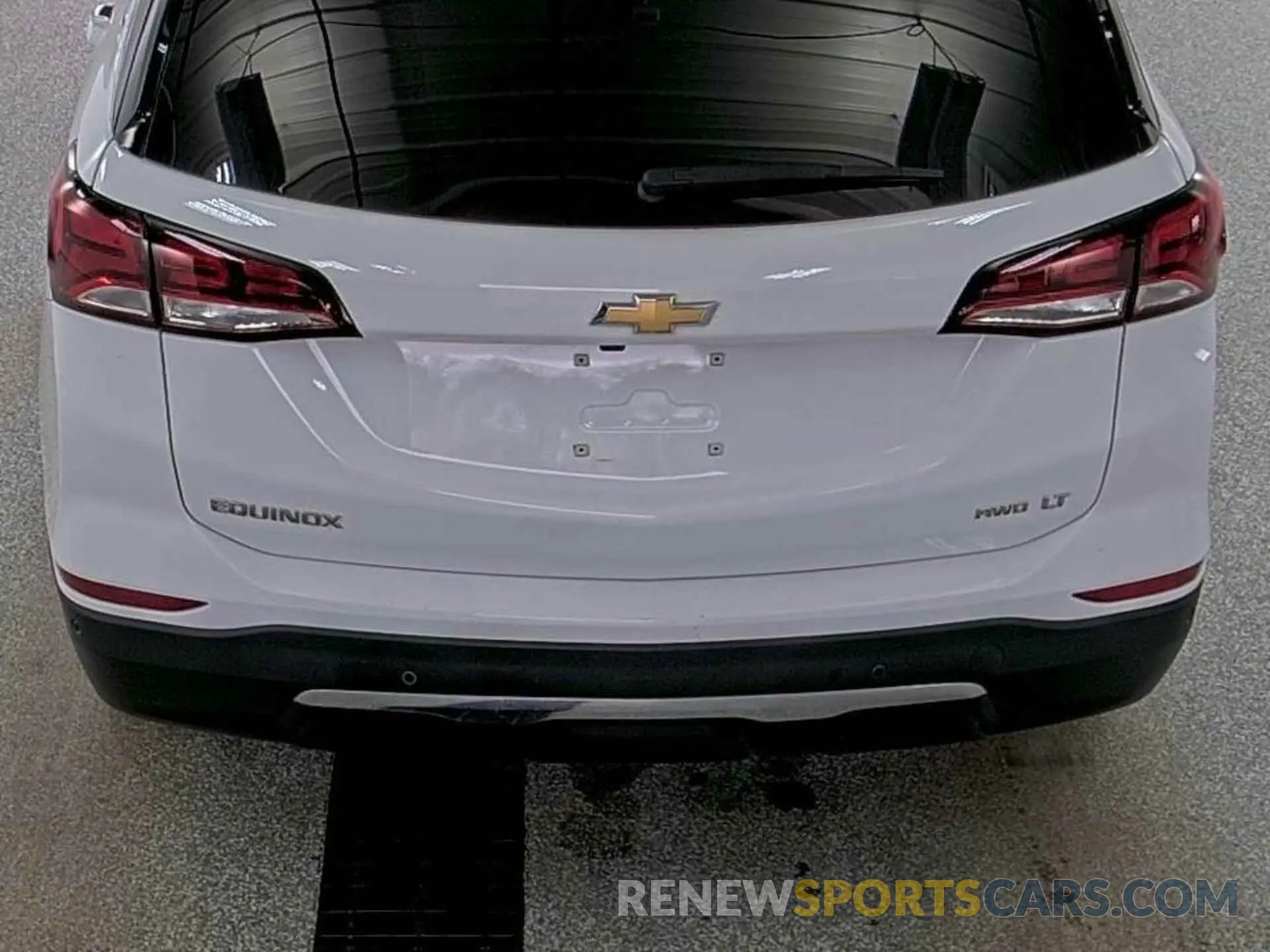 28 Photograph of a damaged car 3GNAXTEG0PS112895 CHEVROLET EQUINOX 2023