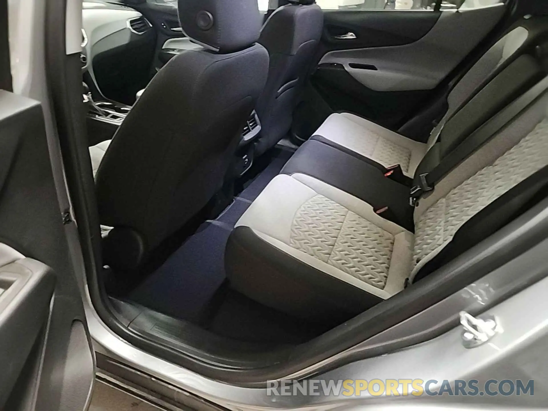17 Photograph of a damaged car 3GNAXTEG0PS208980 CHEVROLET EQUINOX 2023