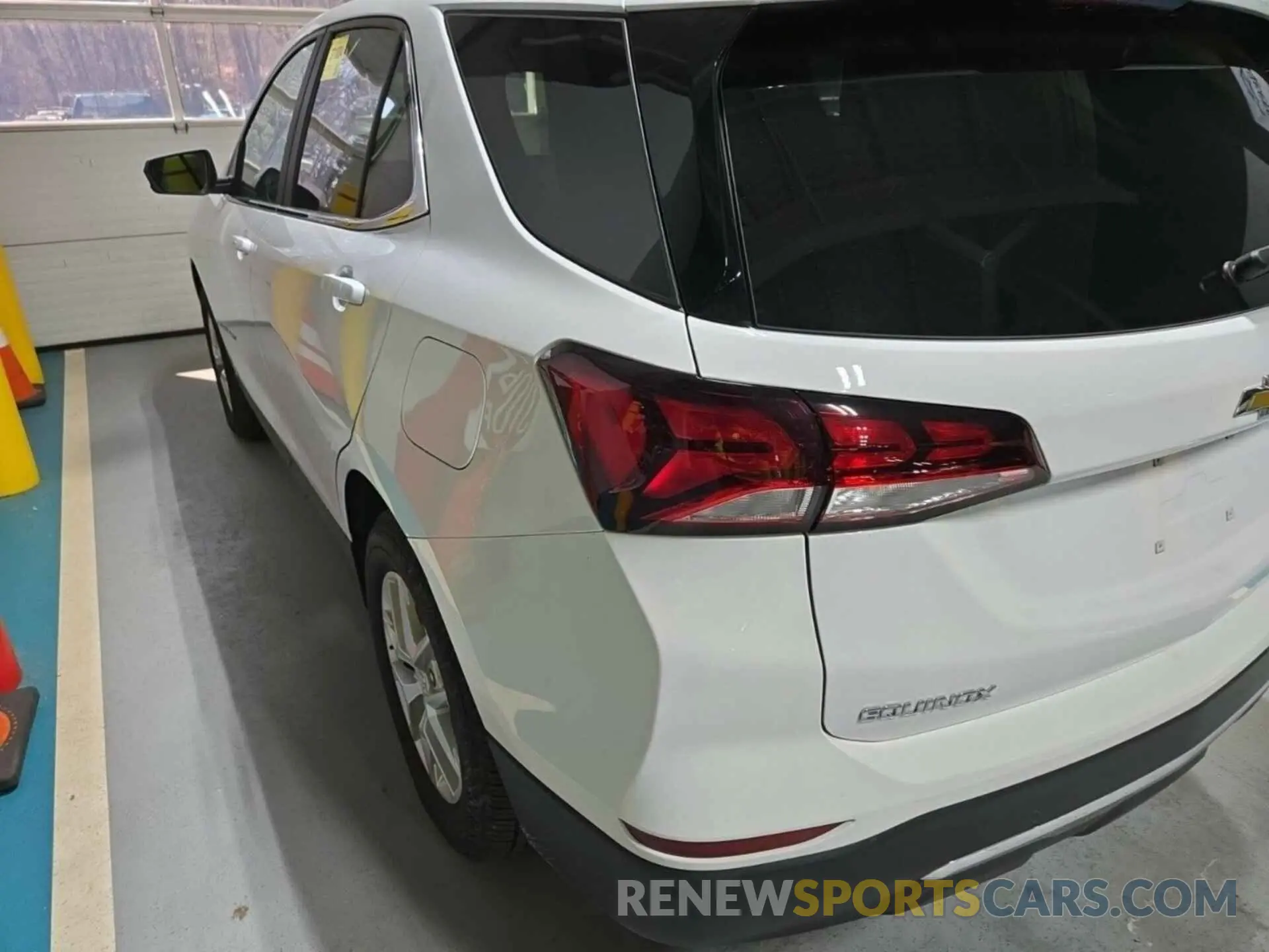28 Photograph of a damaged car 3GNAXTEG1PL237236 CHEVROLET EQUINOX 2023