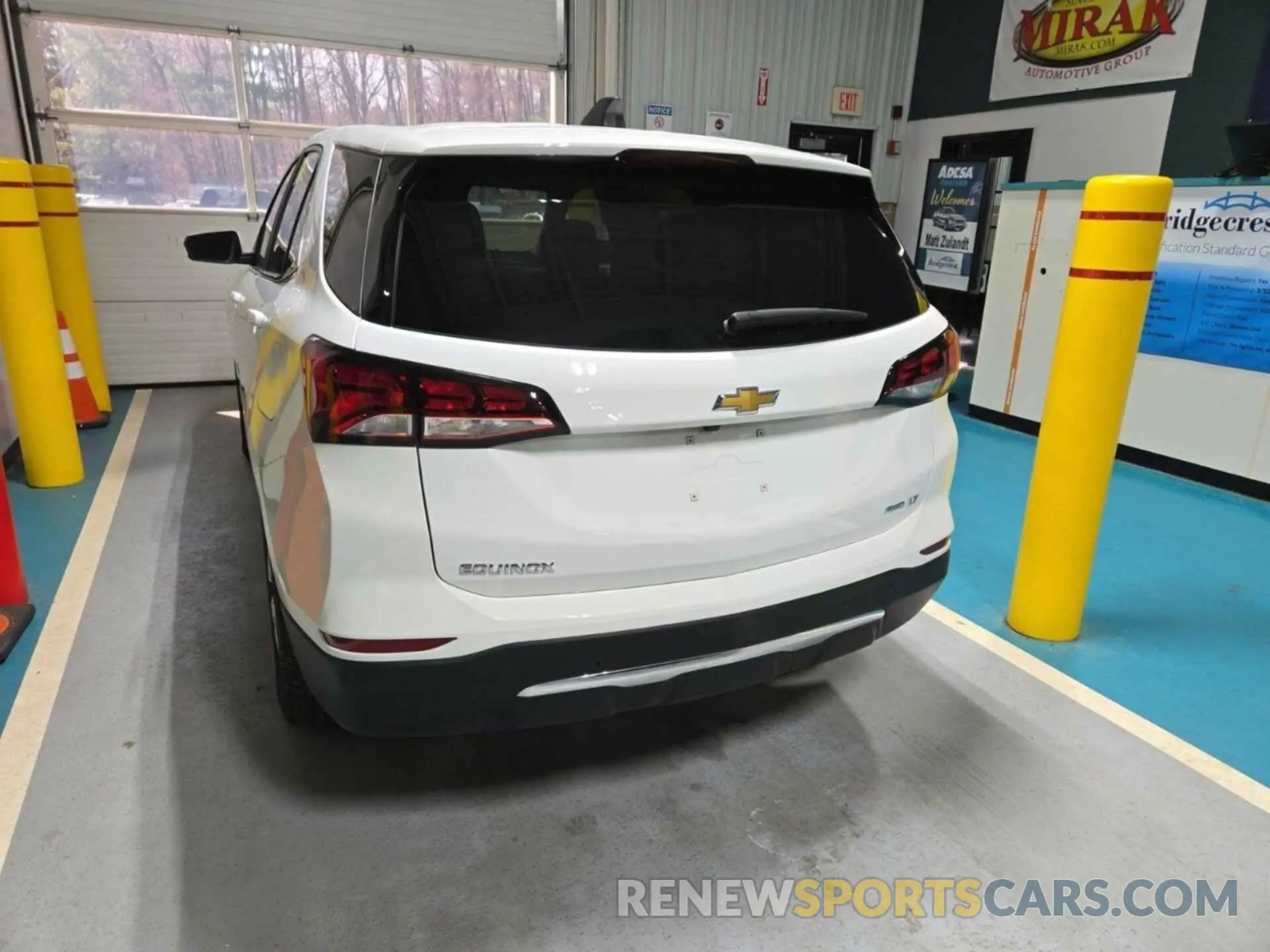 6 Photograph of a damaged car 3GNAXTEG1PL237236 CHEVROLET EQUINOX 2023
