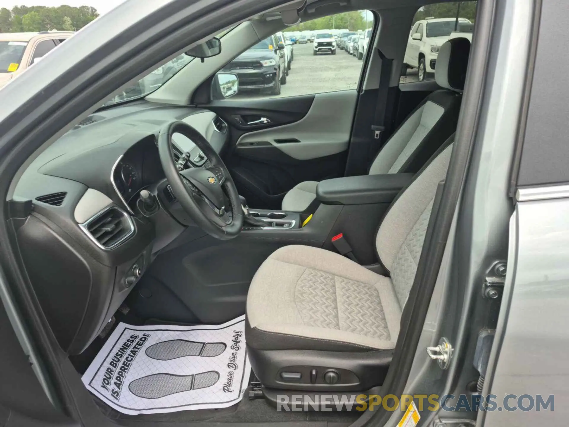 17 Photograph of a damaged car 3GNAXTEG1PS209331 CHEVROLET EQUINOX 2023
