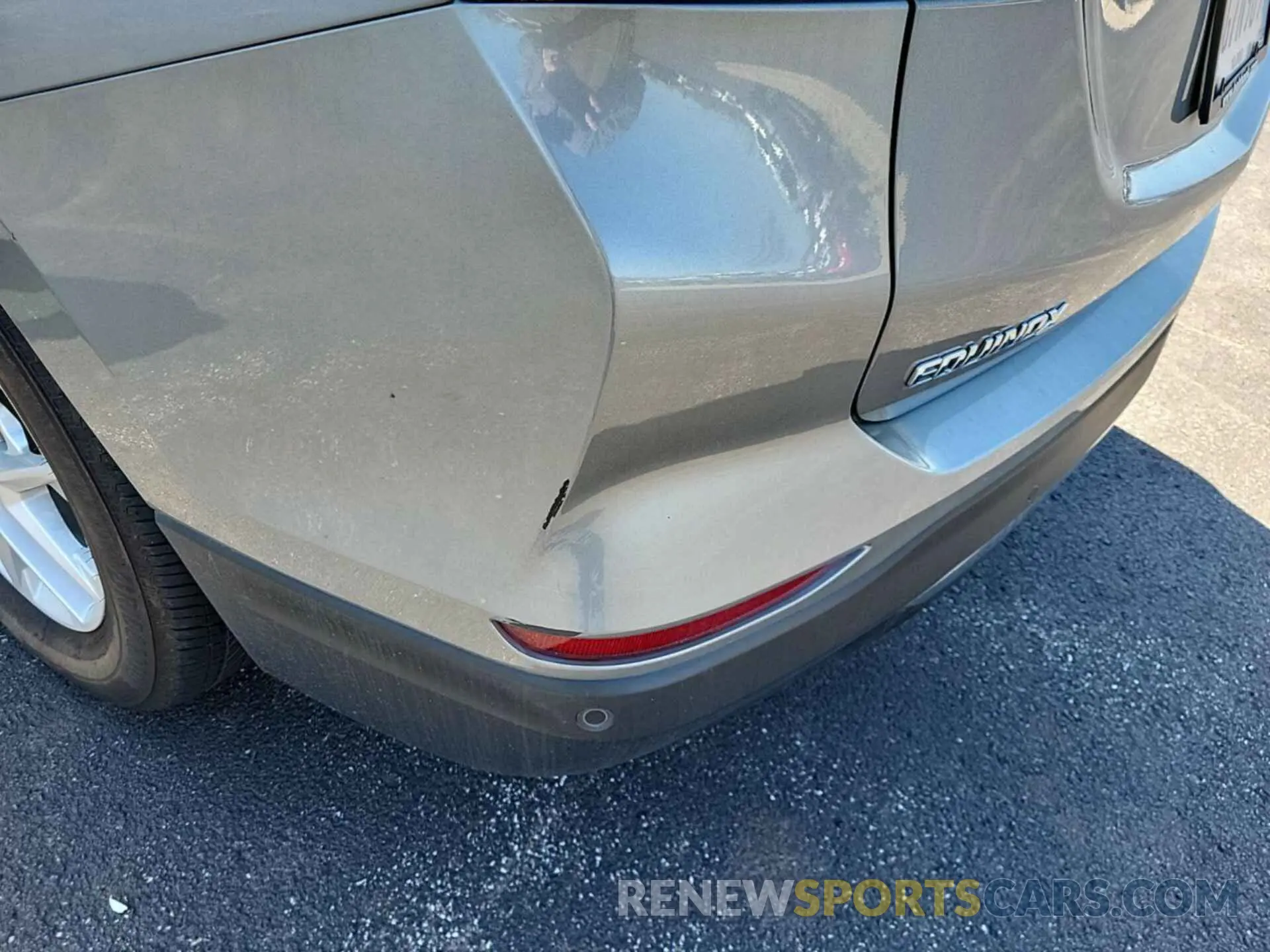 18 Photograph of a damaged car 3GNAXTEG2PL237343 CHEVROLET EQUINOX 2023