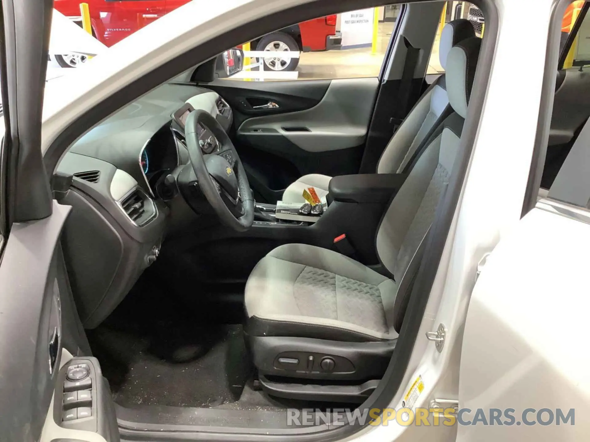 10 Photograph of a damaged car 3GNAXTEG2PS209015 CHEVROLET EQUINOX 2023