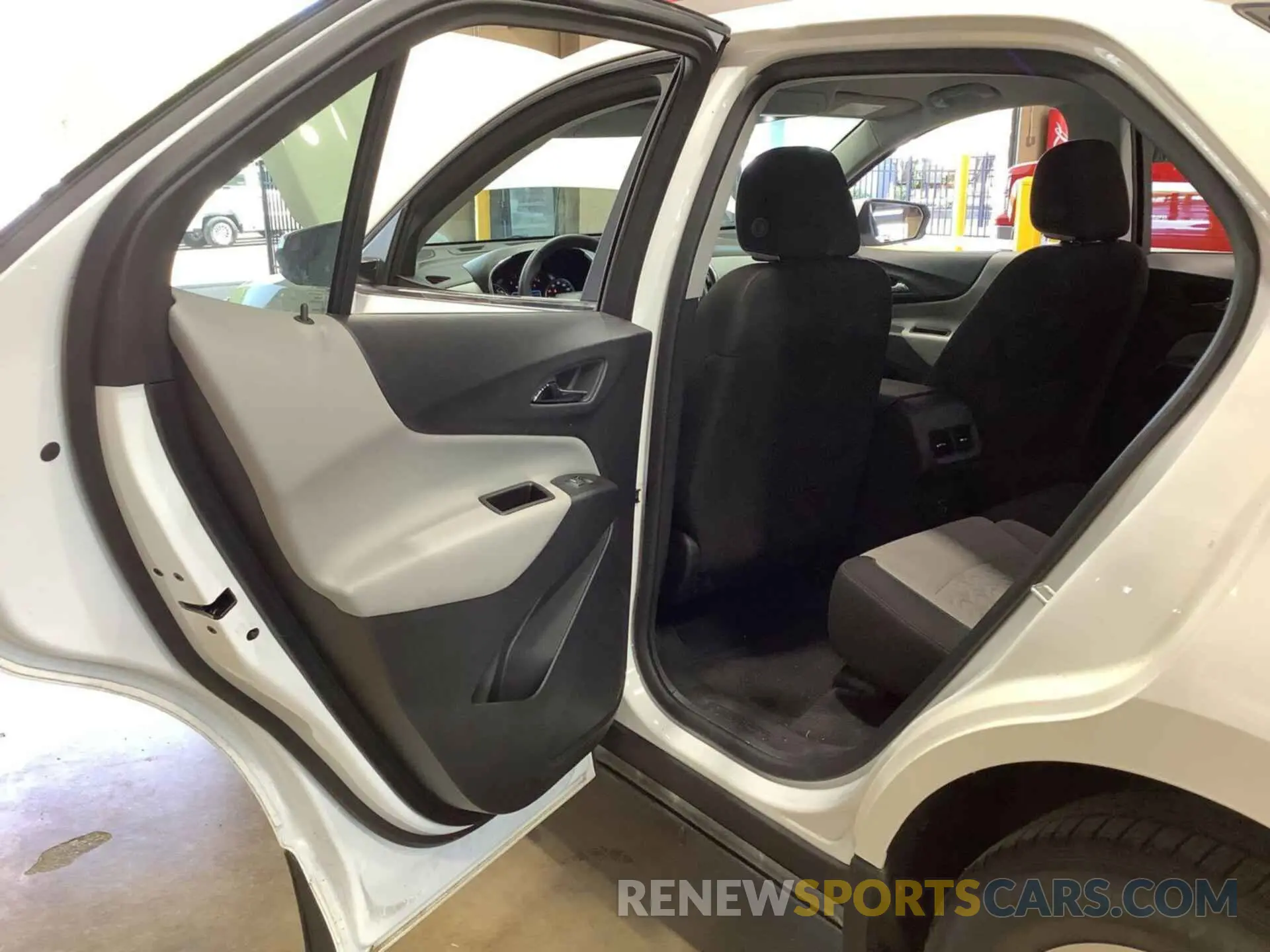 27 Photograph of a damaged car 3GNAXTEG2PS209015 CHEVROLET EQUINOX 2023