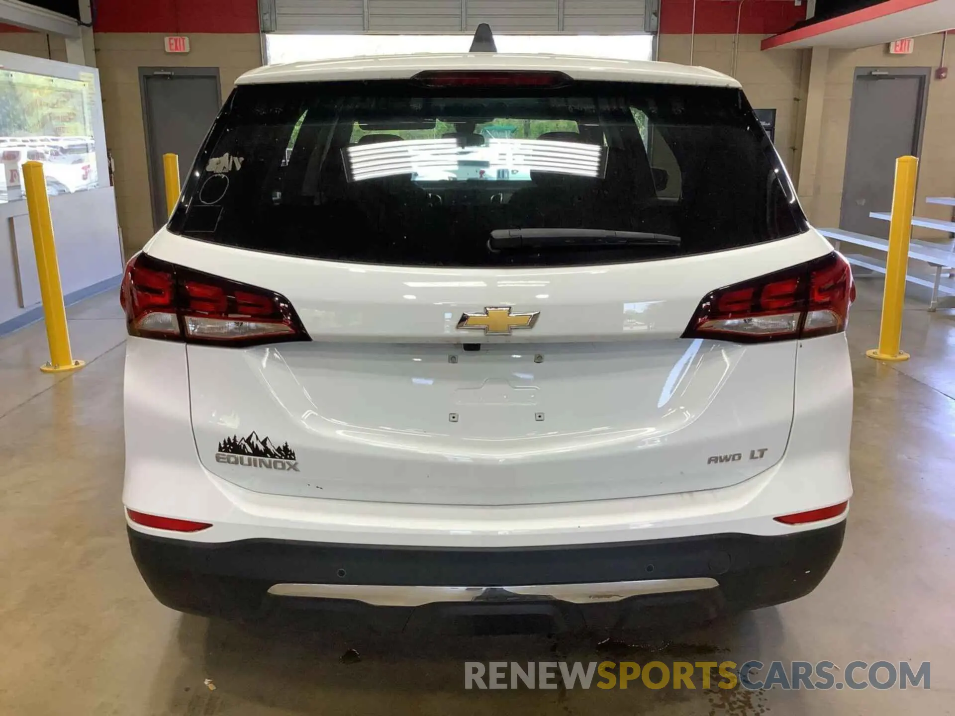 28 Photograph of a damaged car 3GNAXTEG2PS209015 CHEVROLET EQUINOX 2023
