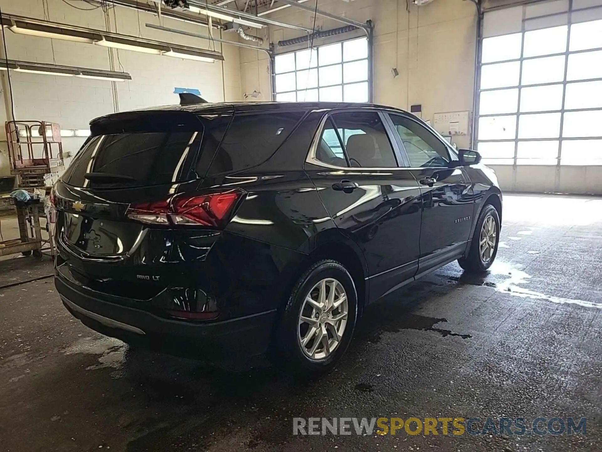35 Photograph of a damaged car 3GNAXTEG3PL112996 CHEVROLET EQUINOX 2023