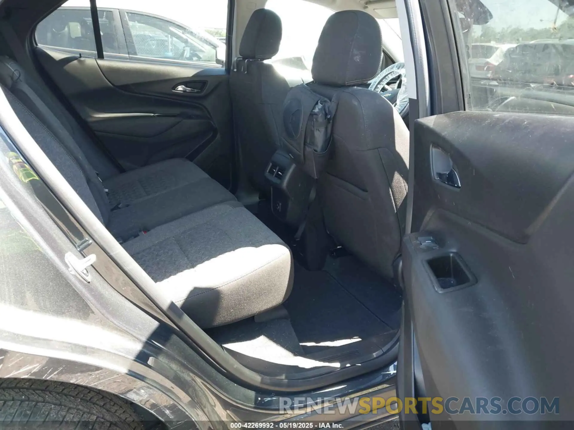 8 Photograph of a damaged car 3GNAXTEG3PS192516 CHEVROLET EQUINOX 2023