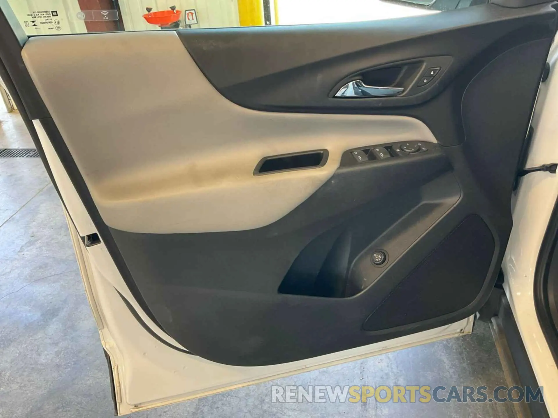 21 Photograph of a damaged car 3GNAXTEG3PS209041 CHEVROLET EQUINOX 2023