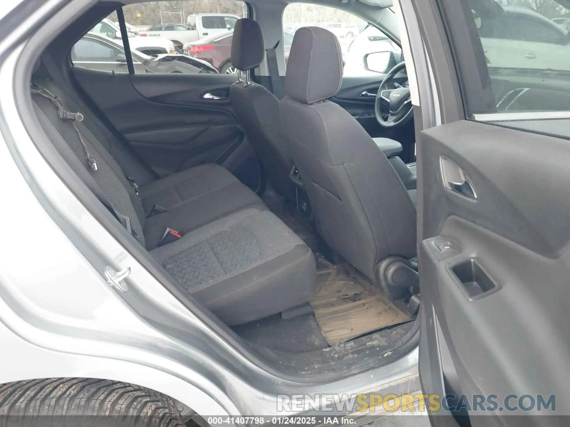 8 Photograph of a damaged car 3GNAXTEG5PS166063 CHEVROLET EQUINOX 2023