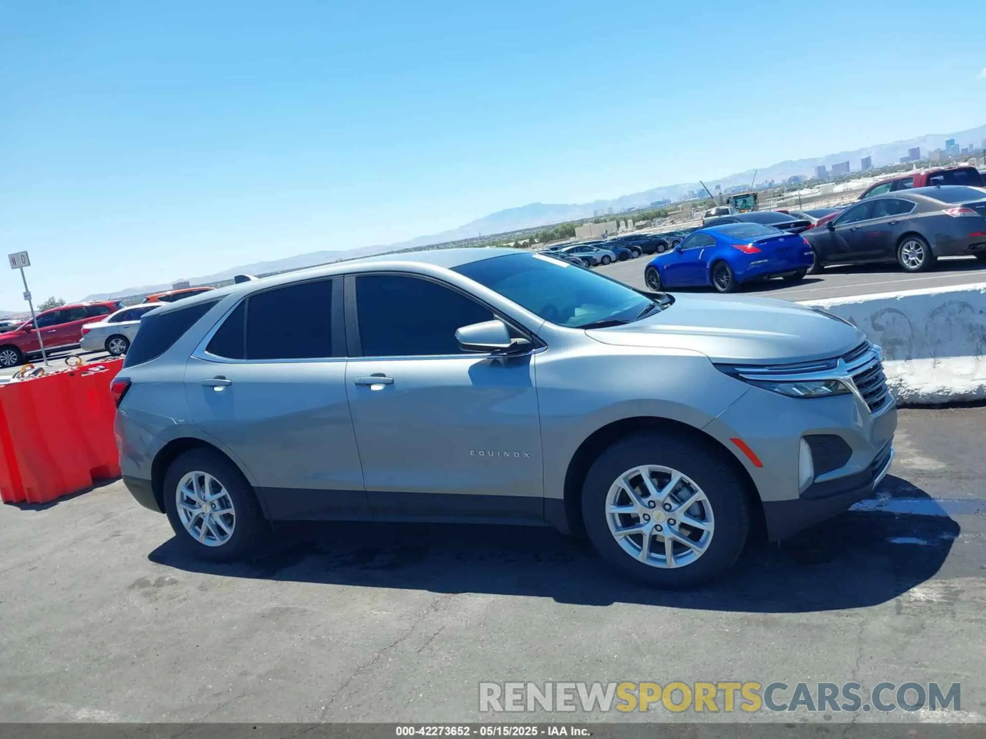 13 Photograph of a damaged car 3GNAXTEG5PS203368 CHEVROLET EQUINOX 2023
