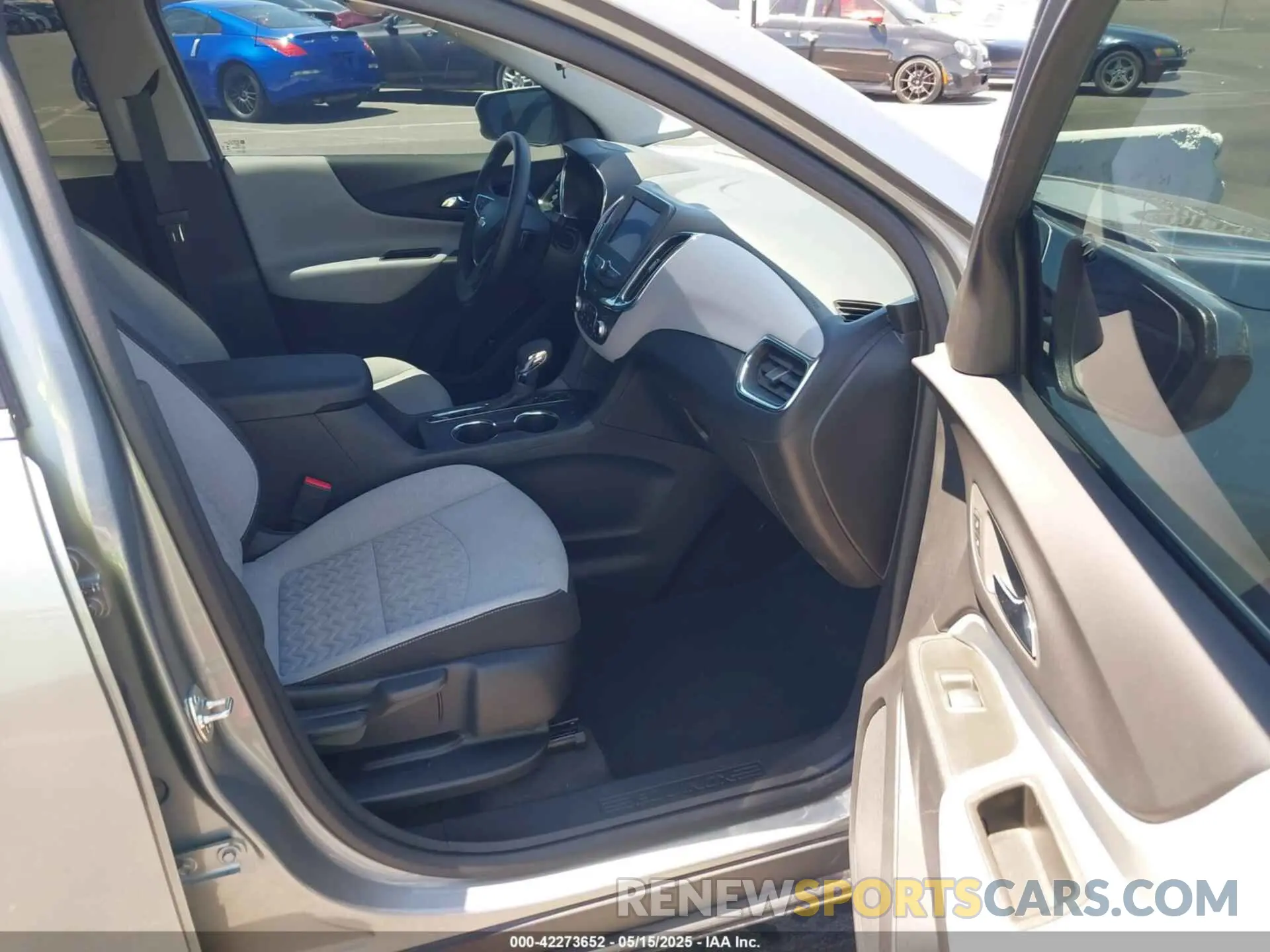 5 Photograph of a damaged car 3GNAXTEG5PS203368 CHEVROLET EQUINOX 2023