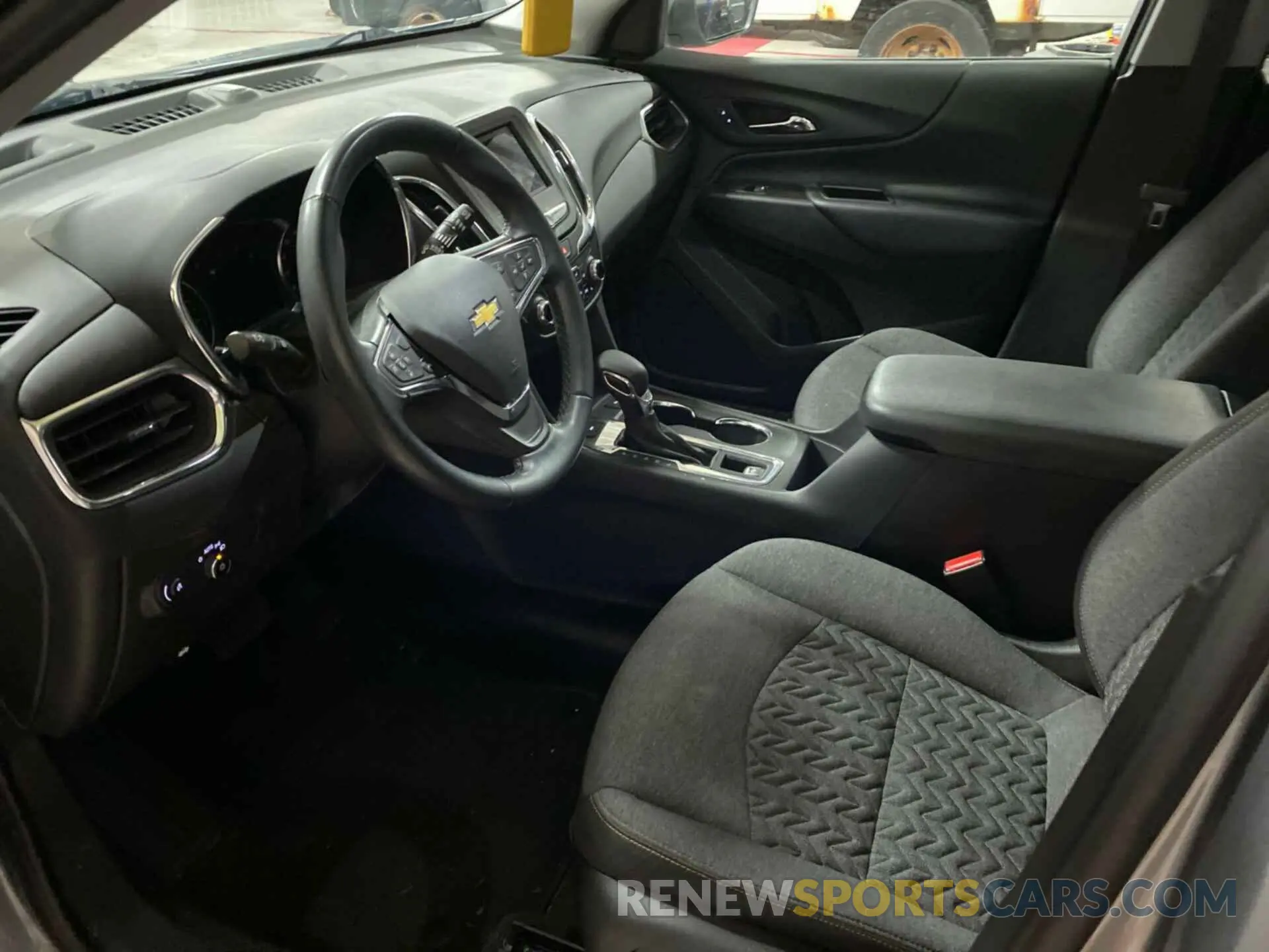 8 Photograph of a damaged car 3GNAXTEG5PS209347 CHEVROLET EQUINOX 2023