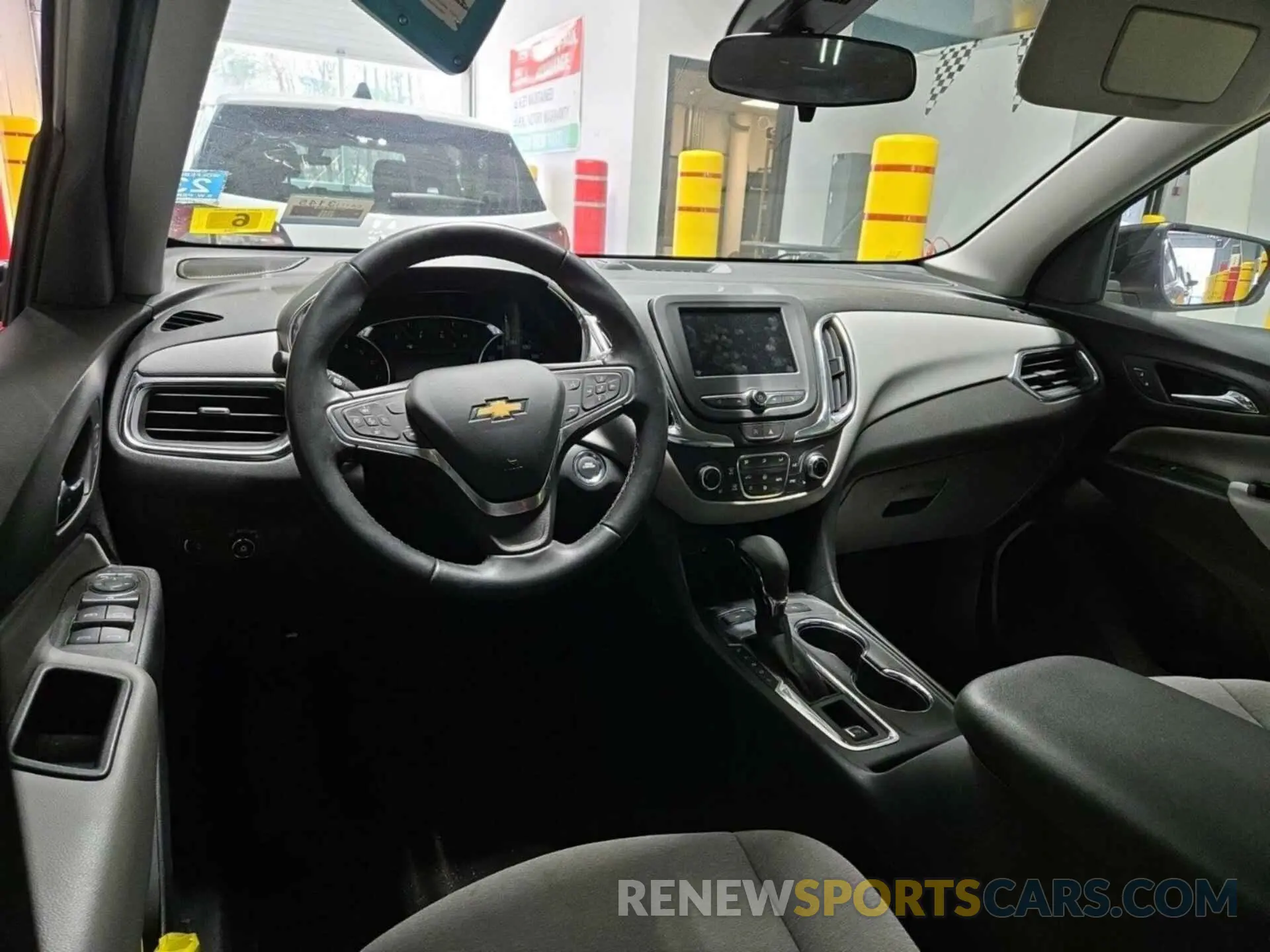 18 Photograph of a damaged car 3GNAXTEG6PL118601 CHEVROLET EQUINOX 2023